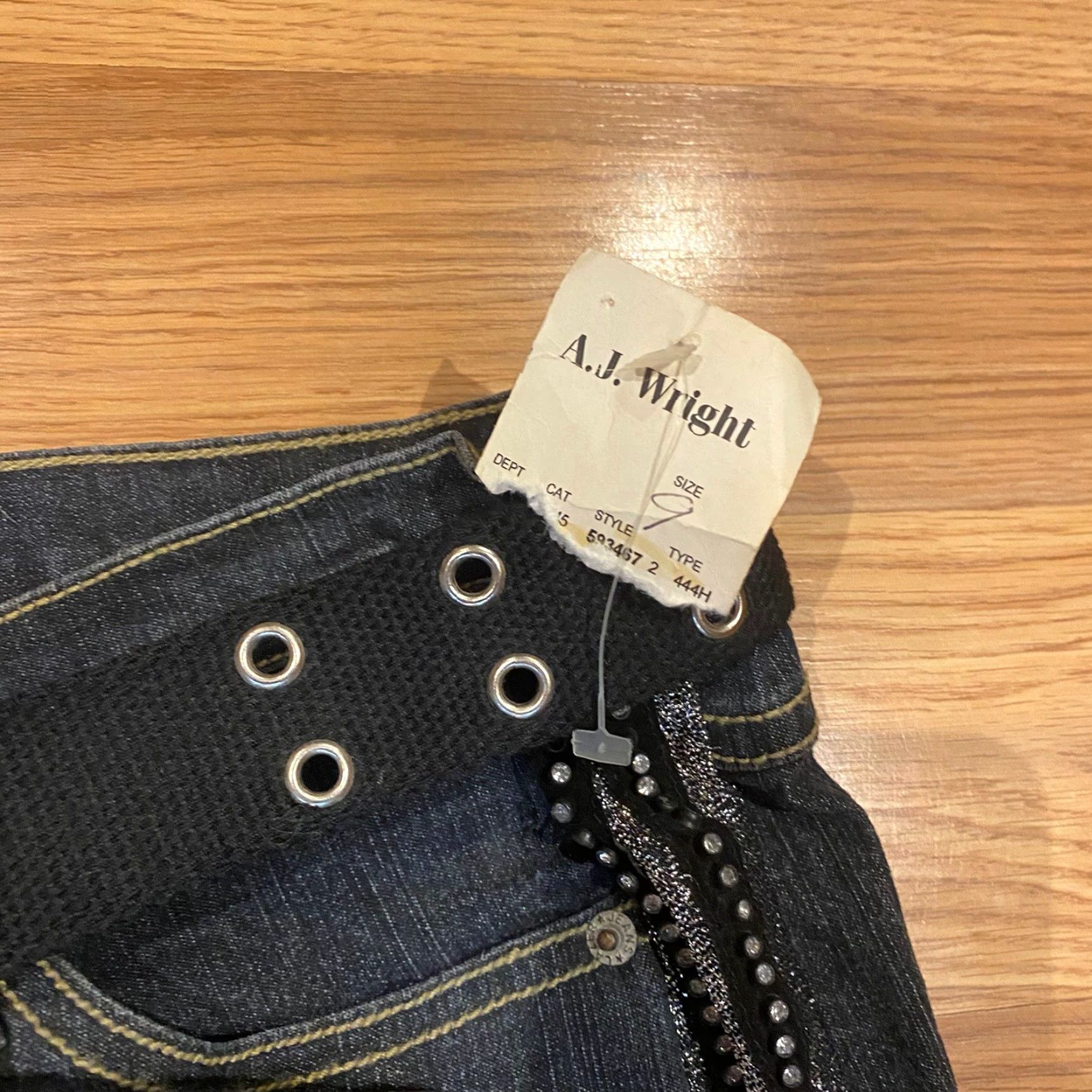 Vintage VINTAGE Lazer Jeans Flared Belted Cowgirl 90s Y2K Sequins Mid Rise Size 9 NWT Women Size 30" / US 8 / IT 44 - 4 Thumbnail