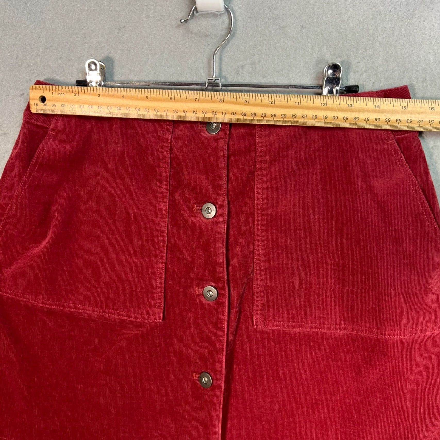 Uniqlo Uniqlo Skirt Womens 8 Red Corduroy Button-Front Mini Casual Spring Fall Short Size 30" / US 8 / IT 44 - 4 Thumbnail