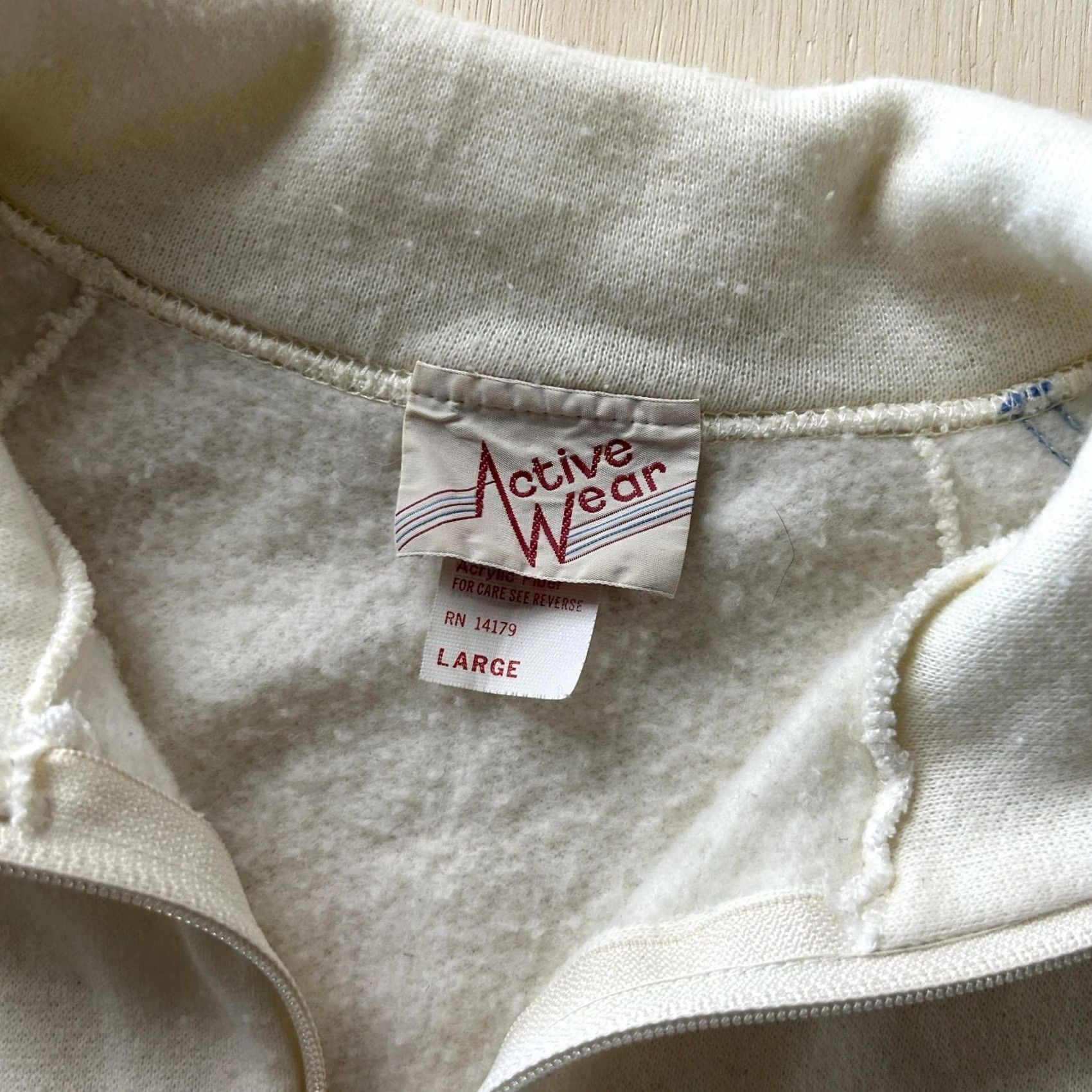 Vintage VINTAGE Active Wear Track Jacket Mens Large White Full Zip USA Size US L / EU 52-54 / 3 - 5 Thumbnail