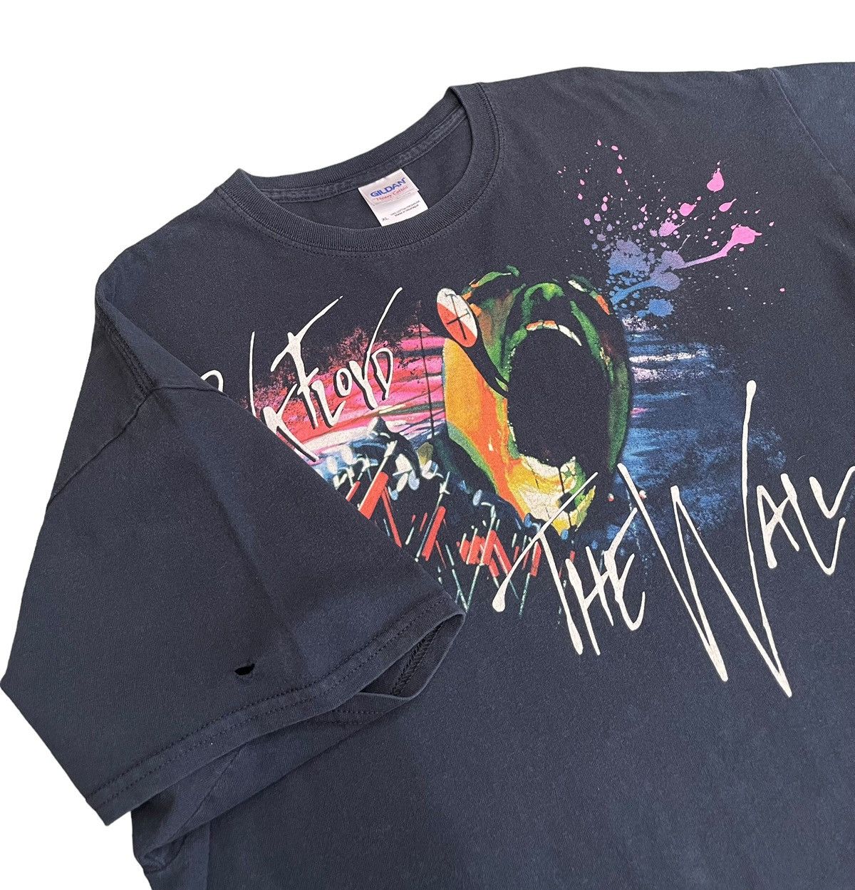 Band Tees Distressed Vintage Pink Floyd “The wall” Album Promo ter Size US XL / EU 56 / 4 - 3 Thumbnail