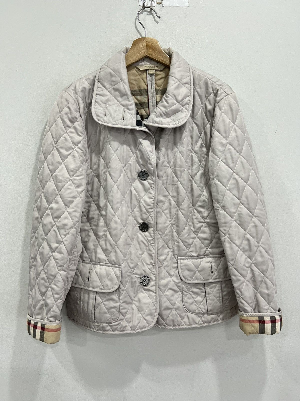 Burberry Womens Burberry Brit Diamond Quilted Jacket Nova Check Size L / US 10 / IT 46 - 1 Thumbnail