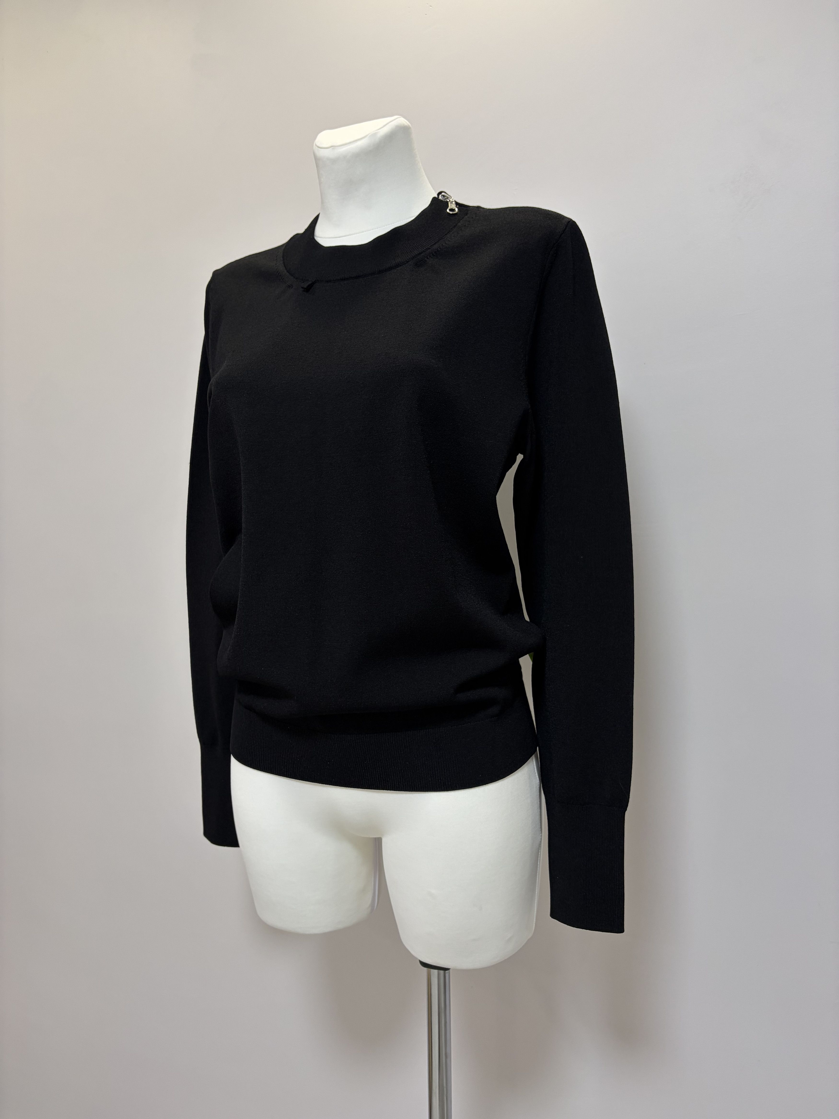 Louis Vuitton LOUIS VUITTON Uniforms Sweater Viscose Zipper Detail Knit Size XL / US 12-14 / IT 48-50 - 4 Thumbnail