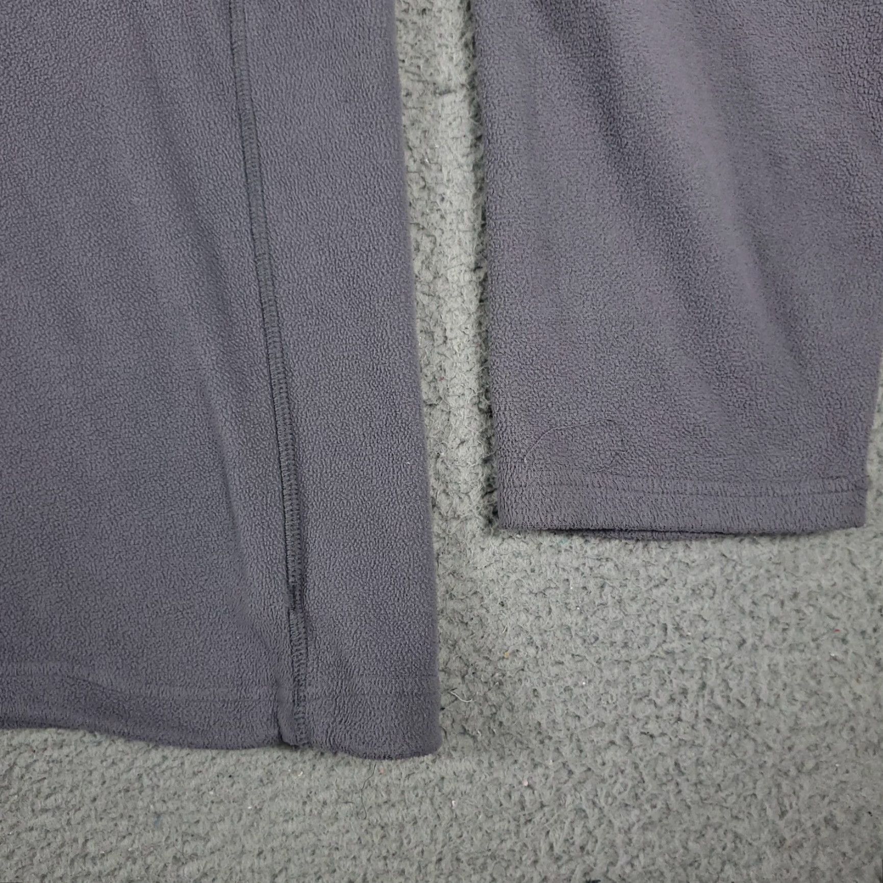 Under Armour Under Armour Sweater Mens XL Gray Fleece Pullover 1/4 Zip Sweatshirt Athletic Comfort Long Sleeve Mock Neck Logo Size US XL / EU 56 / 4 - 6 Thumbnail