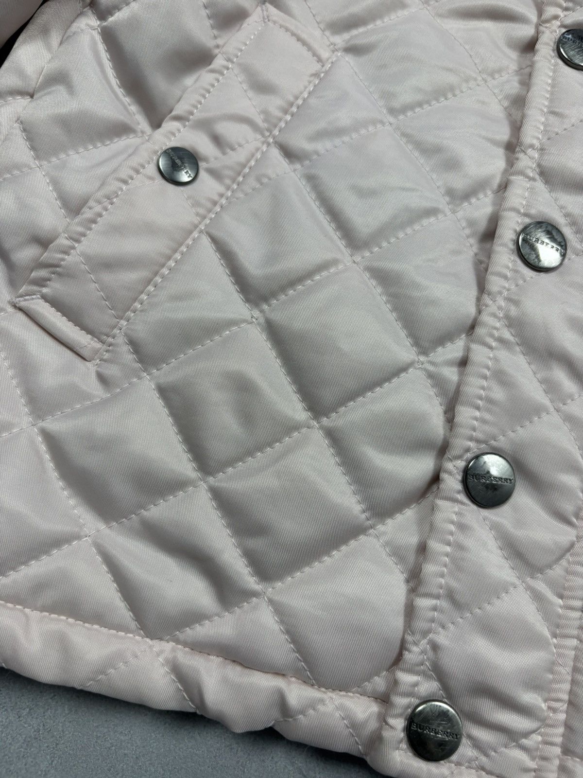 Burberry Burberry 3Y Children Quilted Jacket Nova Check Lining Pink Size XXS / US 00 / IT 34 - 8 Thumbnail