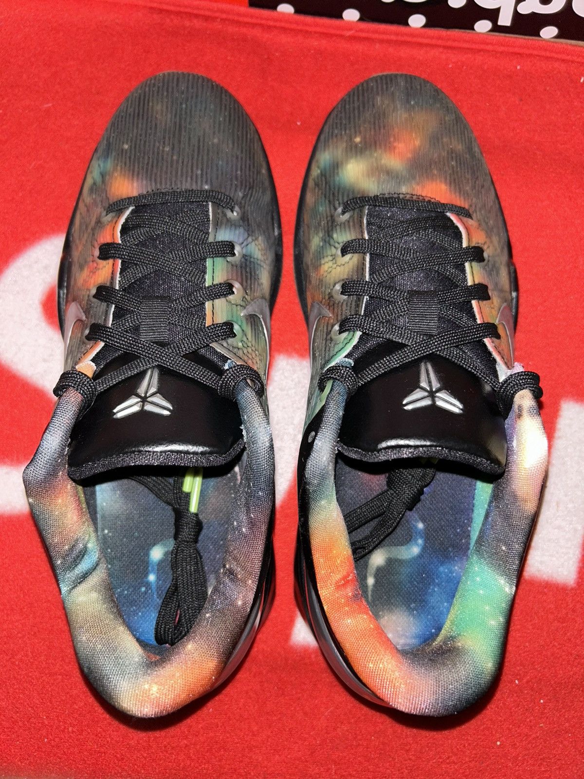 Nike Nike Kobe 7 Galaxy (GS) 505399-002 size 7y Size US 7 / EU 40 - 4 Thumbnail