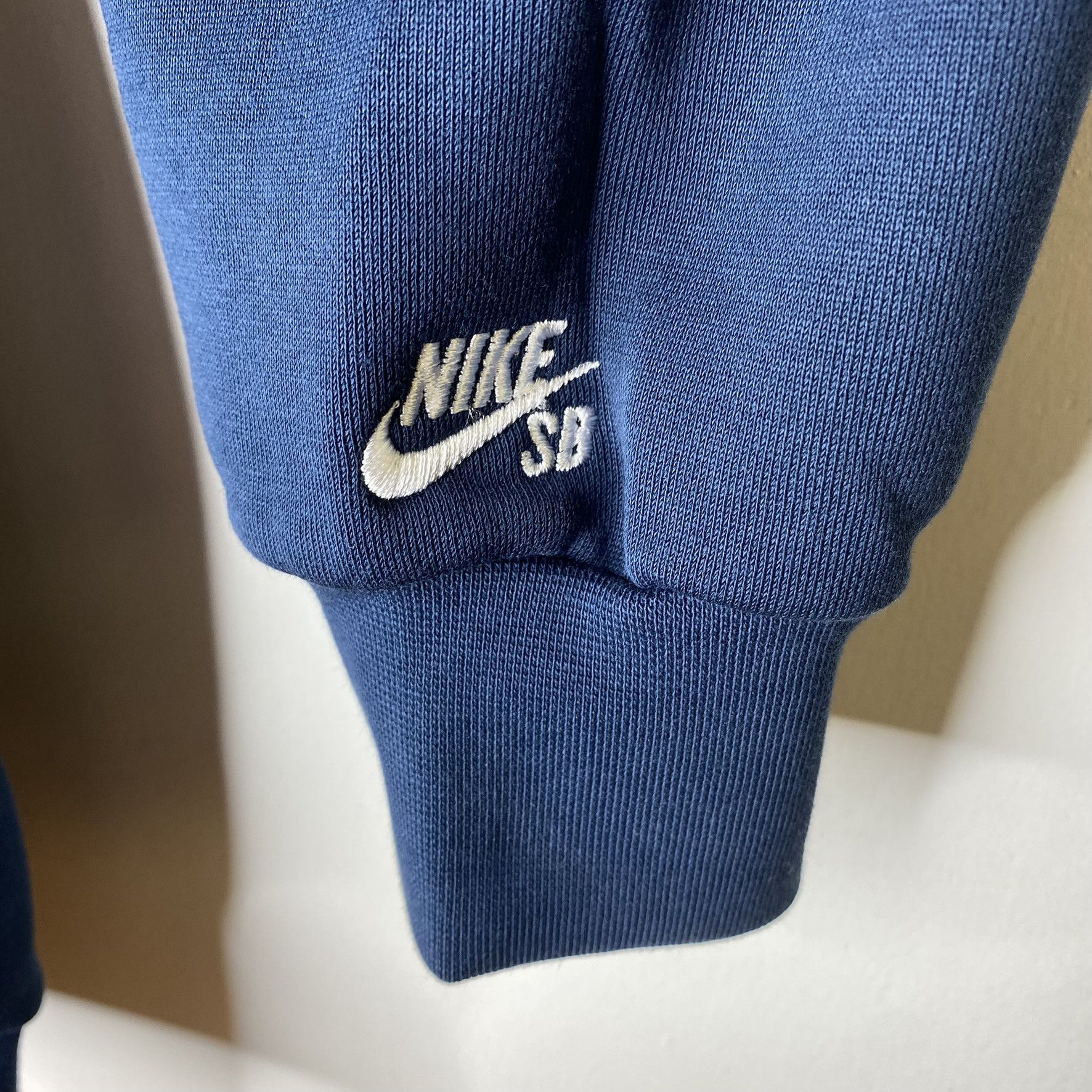 Nike SB Nike SB Cherry Fleece Hoodie Navy Size US L / EU 52-54 / 3 - 3 Thumbnail