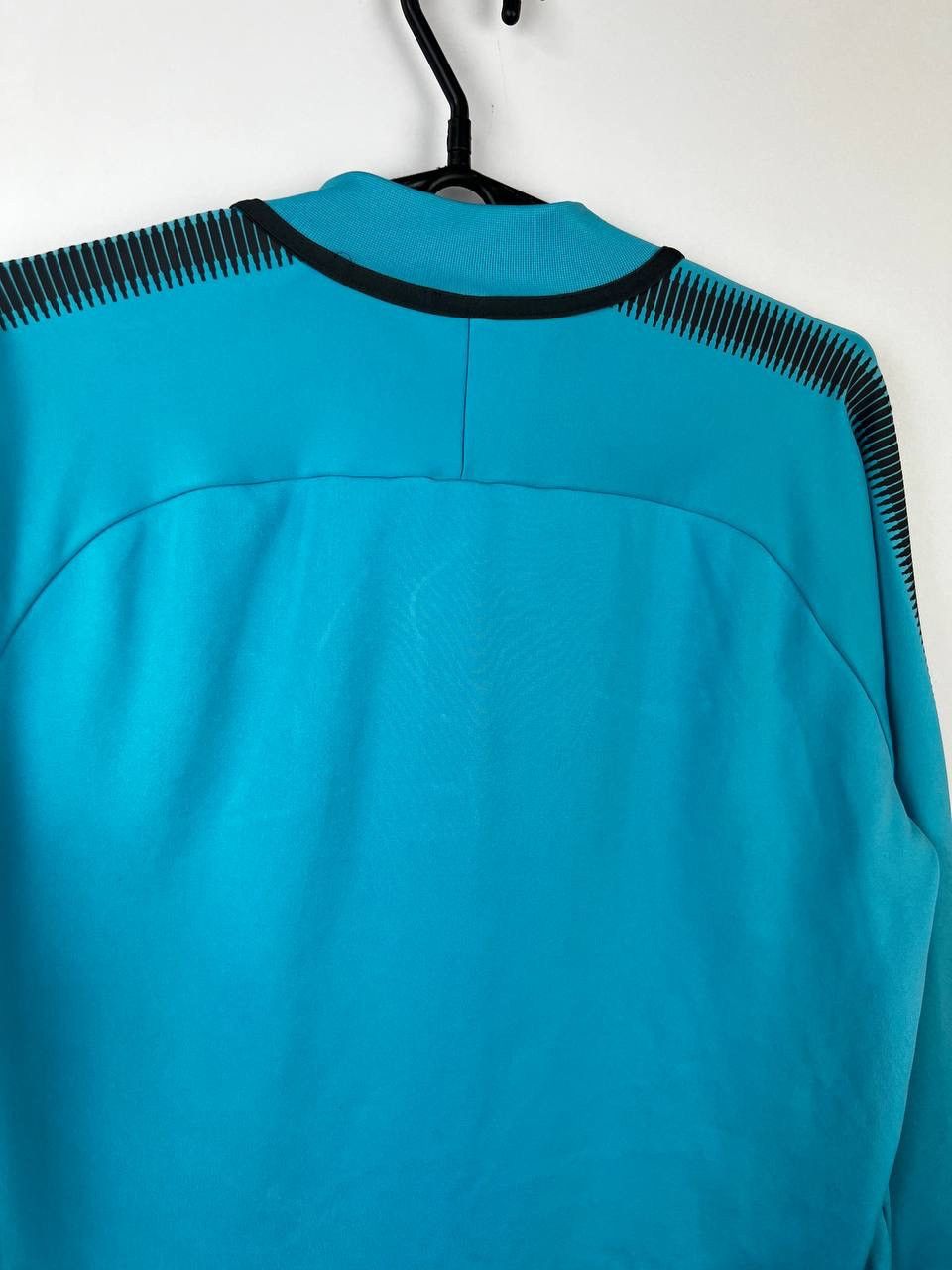 Vintage Chelsea Nike Football 1/4 zip sweatshirt size M Size US M / EU 48-50 / 2 - 7 Thumbnail