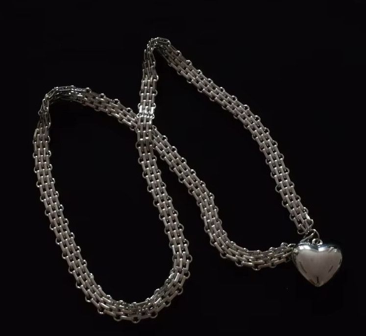 Leather × Vintage Multipurpose thick metal chain silver love heart tasseS Size ONE SIZE - 5 Thumbnail