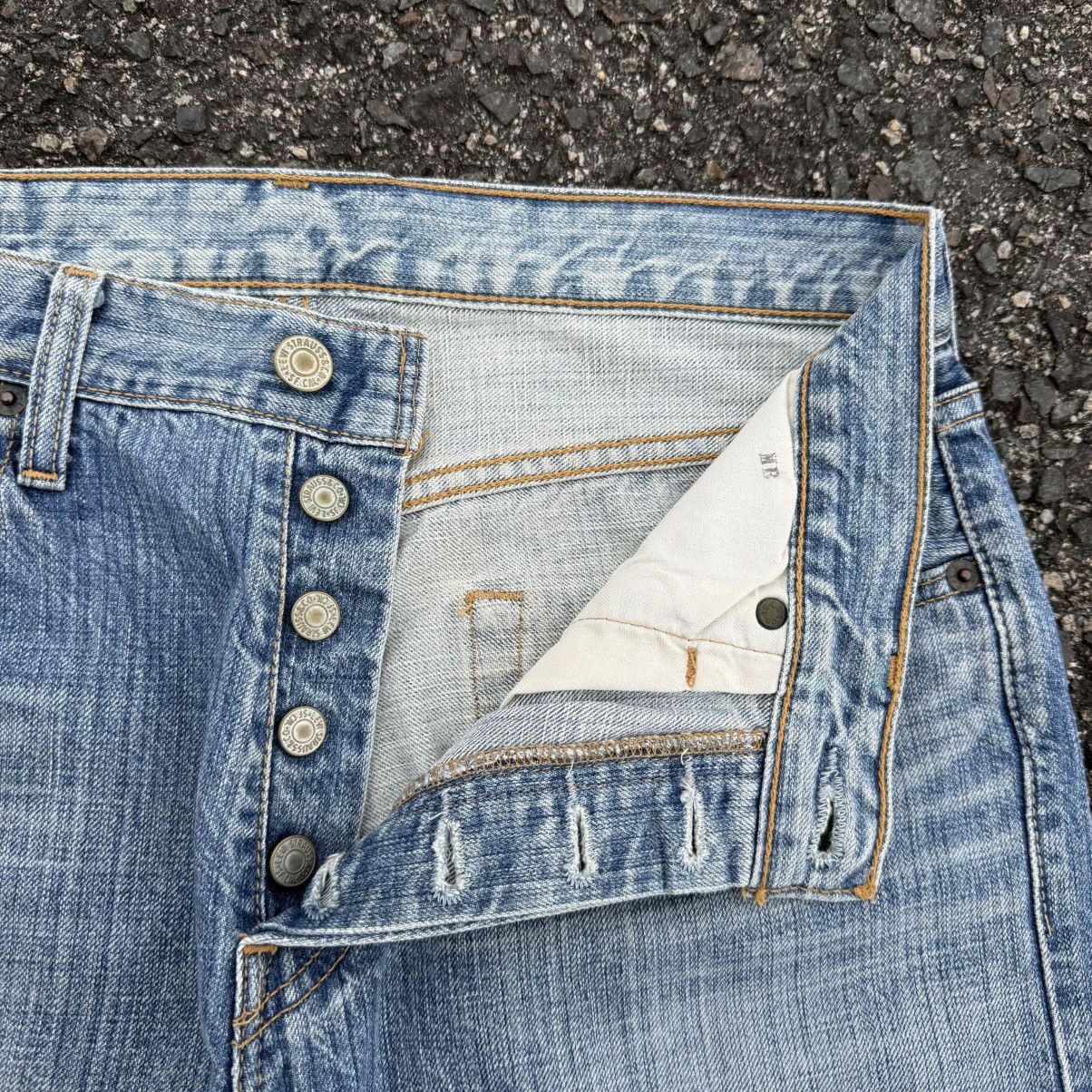 Levi's Vintage Clothing W31 Vintage 2004 Levi's 501 light wash denim jean pants Size US 31 - 8 Thumbnail