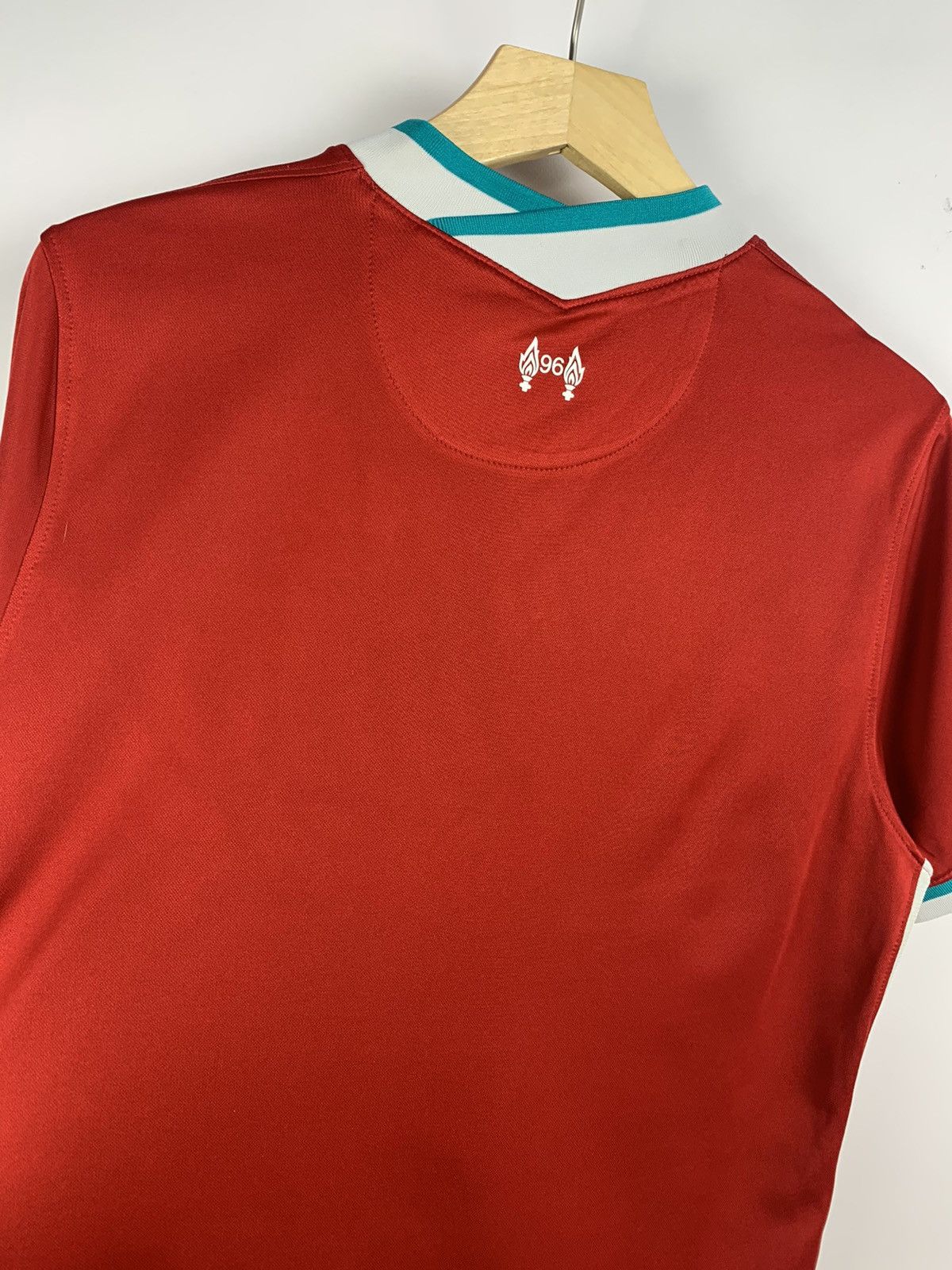 Nike Nike Liverpool FC Home Football Shirt Jersey Kit 2021 2022 Size US M / EU 48-50 / 2 - 10 Thumbnail