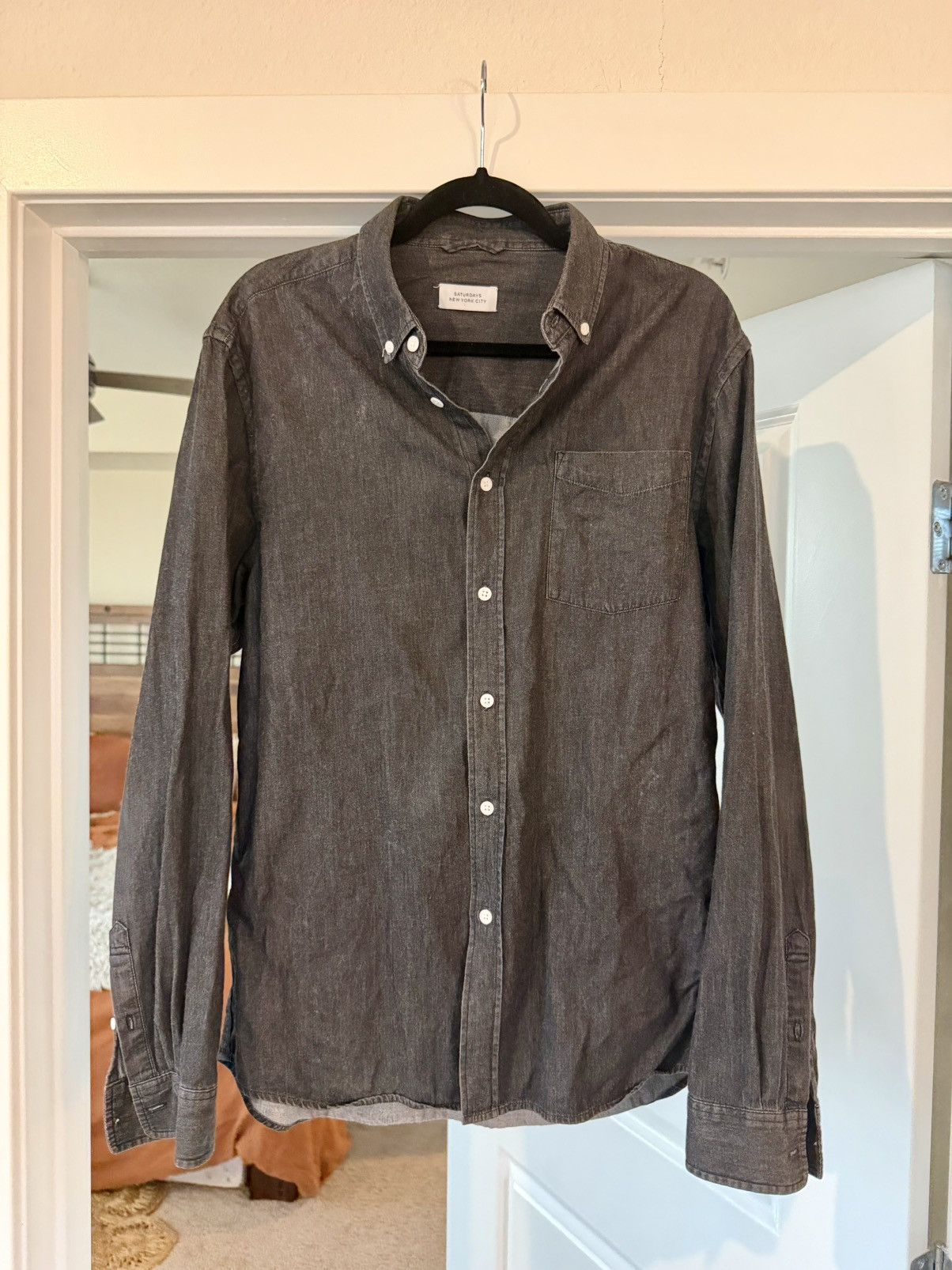Saturdays NYC Saturdays NYC Charcoal Chambray Button Down Shirt Size L Size US L / EU 52-54 / 3 - 1 Thumbnail