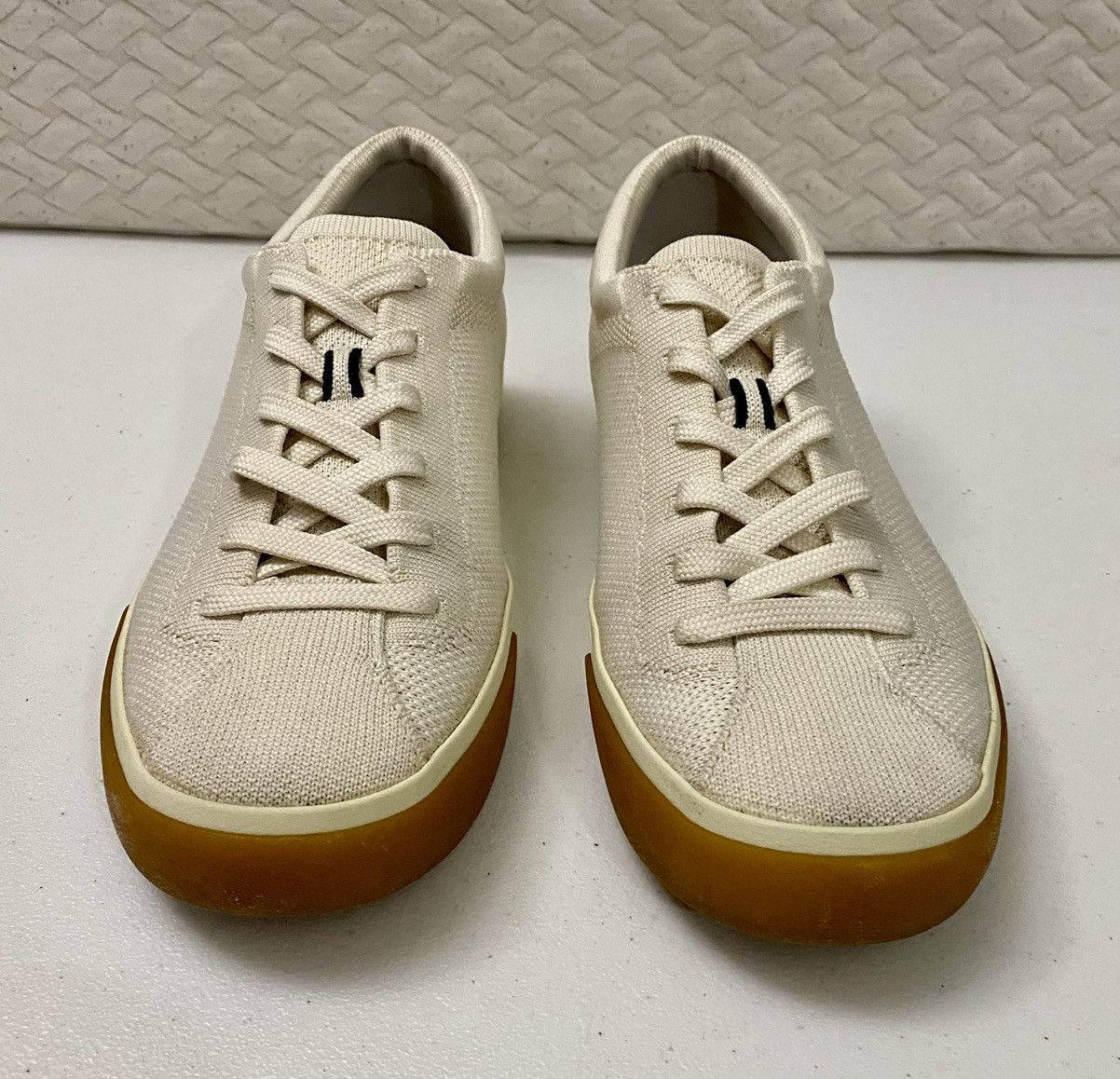Rothy's Rothy's The Lace Up Sneakers Women's 9 US Blond Knit 9 US Size US 9 / IT 39 - 14 Thumbnail