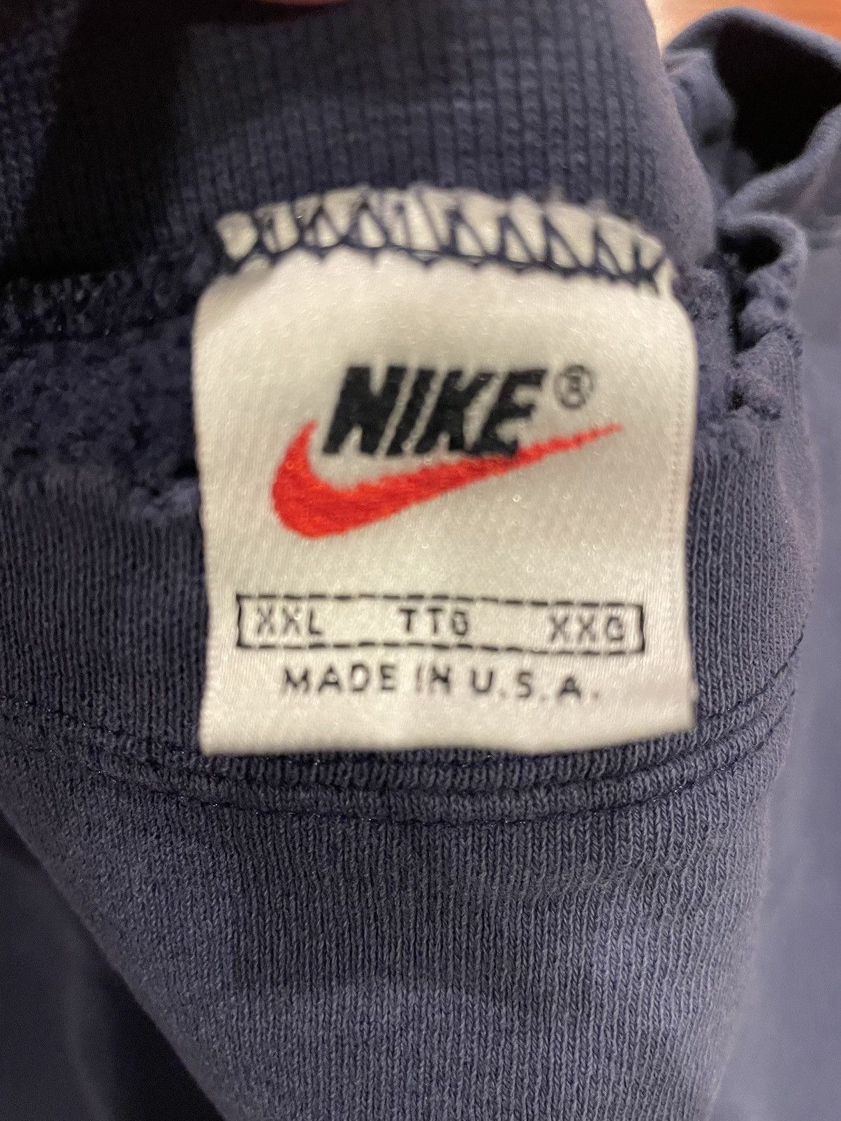 Nike × Vintage Vintage Made in USA Nike Crewneck Size US XXL / EU 58 / 5 - 8 Thumbnail