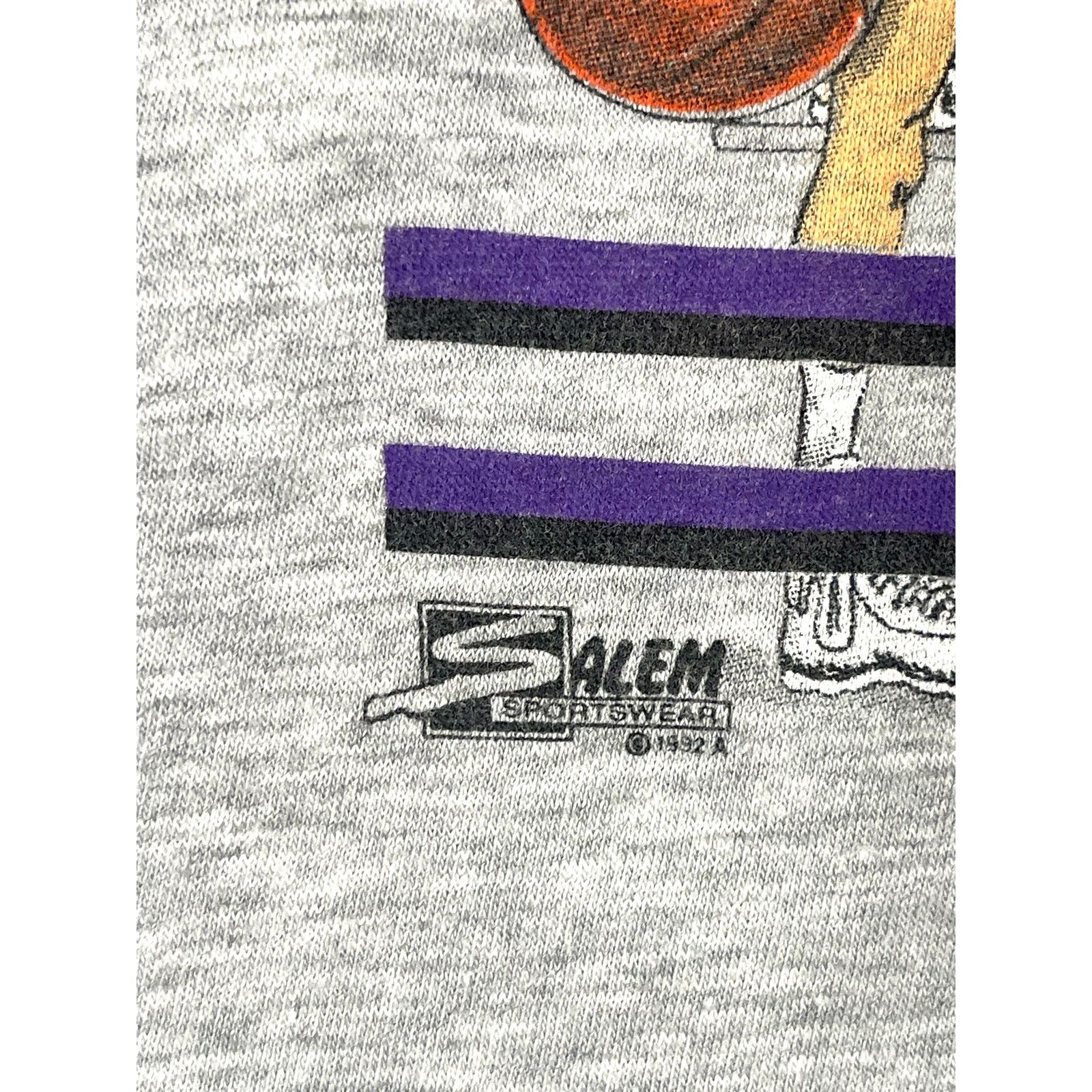 Salem Sportswear Vintage 1992 Los Angeles Lakers NBA Caricature T-Shirt Size US XL / EU 56 / 4 - 7 Thumbnail