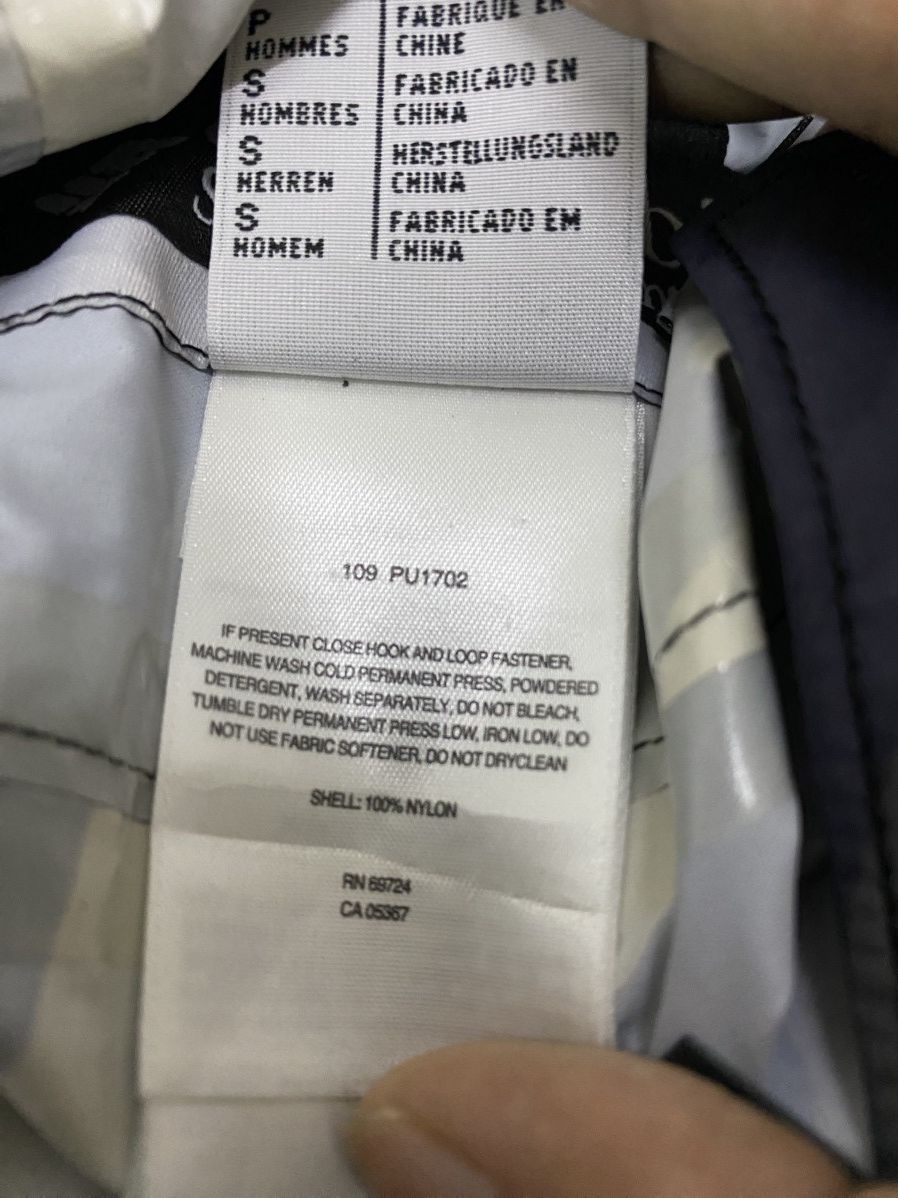 Columbia Columbia waterproof camo poncho Size US S / EU 44-46 / 1 - 9 Thumbnail