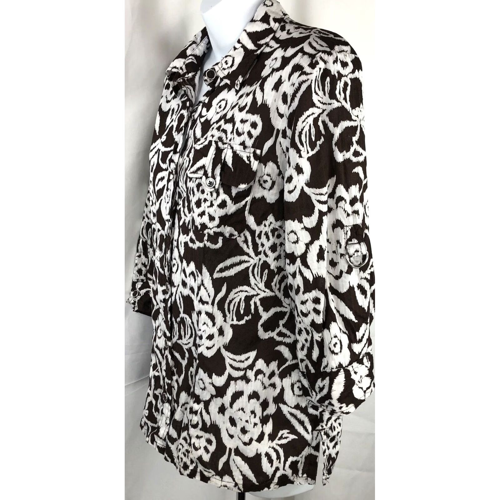Vintage Karen Scott ButtonUp Top L Brown Floral 3/4 Roll Tab Sleeve Capsule Tropical Size L / US 10 / IT 46 - 2 Thumbnail