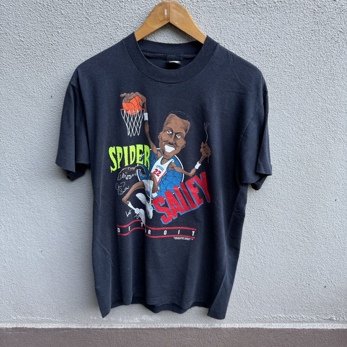 NBA Vintage 80s SPIDER SALLEY nba tee Detroit Size US L / EU 52-54 / 3 - 1 Thumbnail