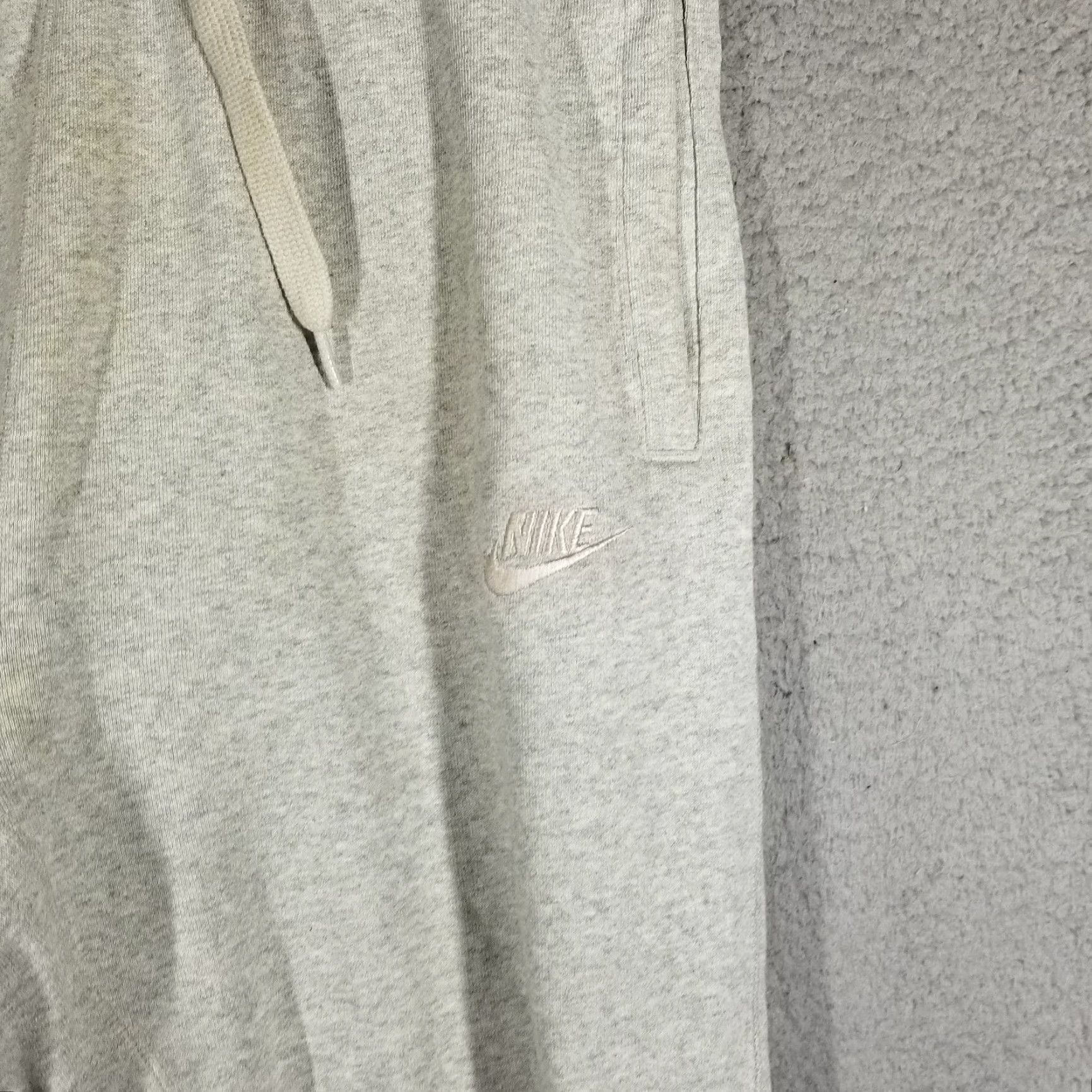 Nike VINTAGE Nike Sportwear Jogger Sweatpants Men's Size Medium Fleece Tapered Casual 90s Logo Size US 31 - 3 Thumbnail