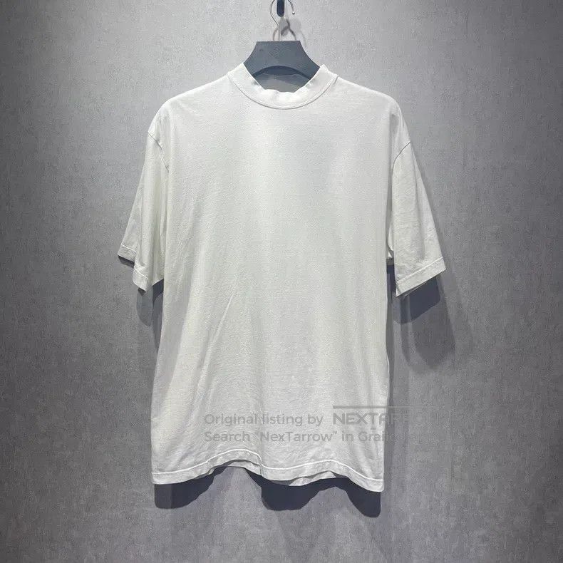 Balenciaga Balenciaga Solid Color Crystal Logo Short Sleeve Size US XS / EU 42 / 0 - 2 Thumbnail