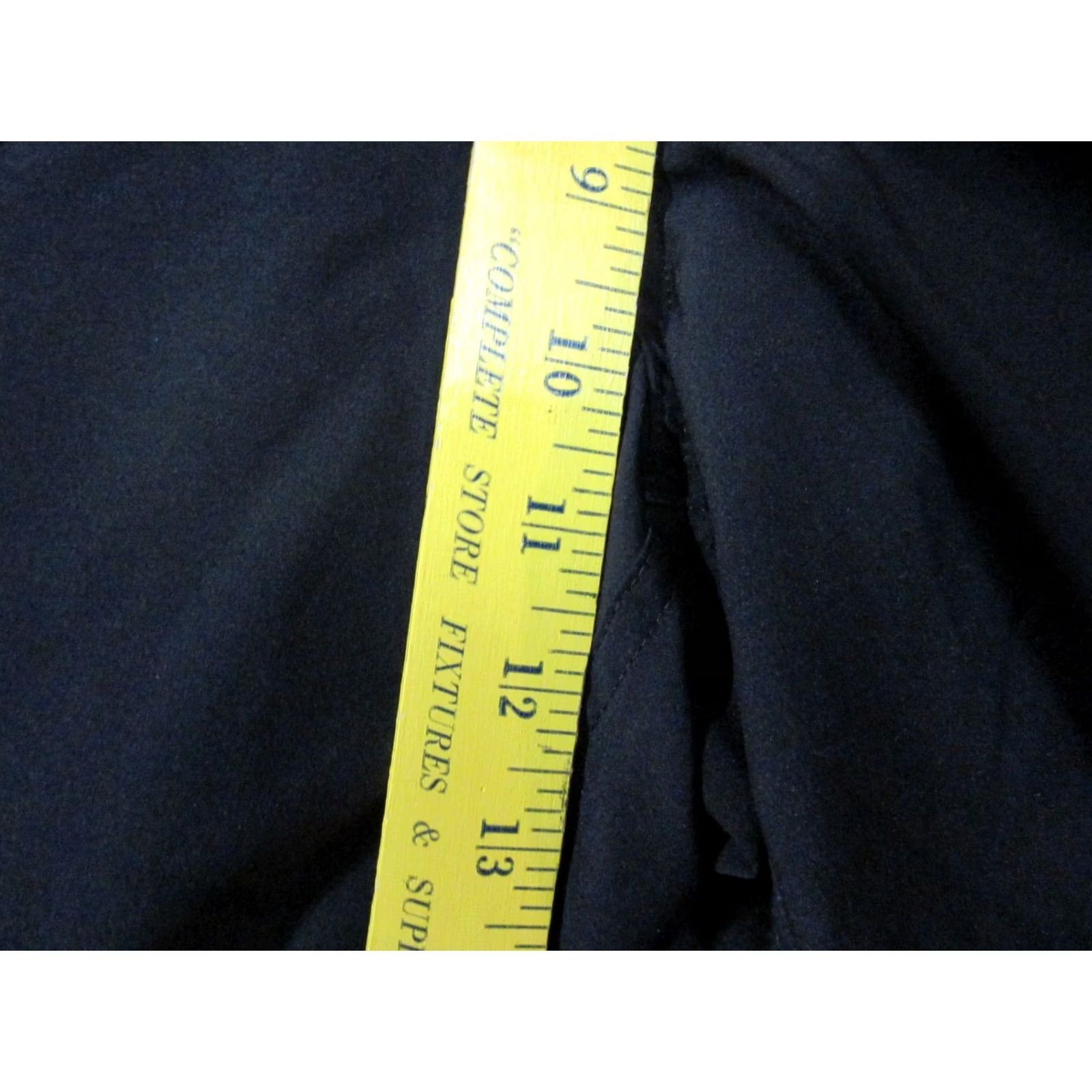 Vuori Vuori Shorts Mens 30 Black Athletic Stretch Performance Activewear Drawstring Size US 30 / EU 46 - 4 Thumbnail
