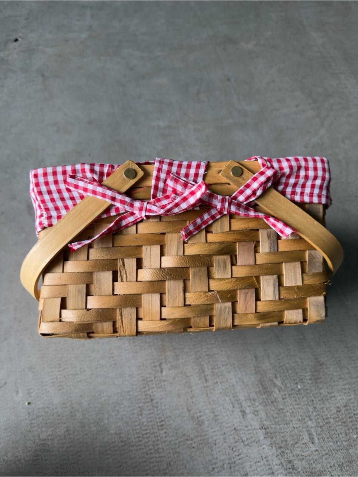 Other Woven Picnic Basket / Gingham Lined / Wooden Handle / Red Size ONE SIZE - 6 Thumbnail