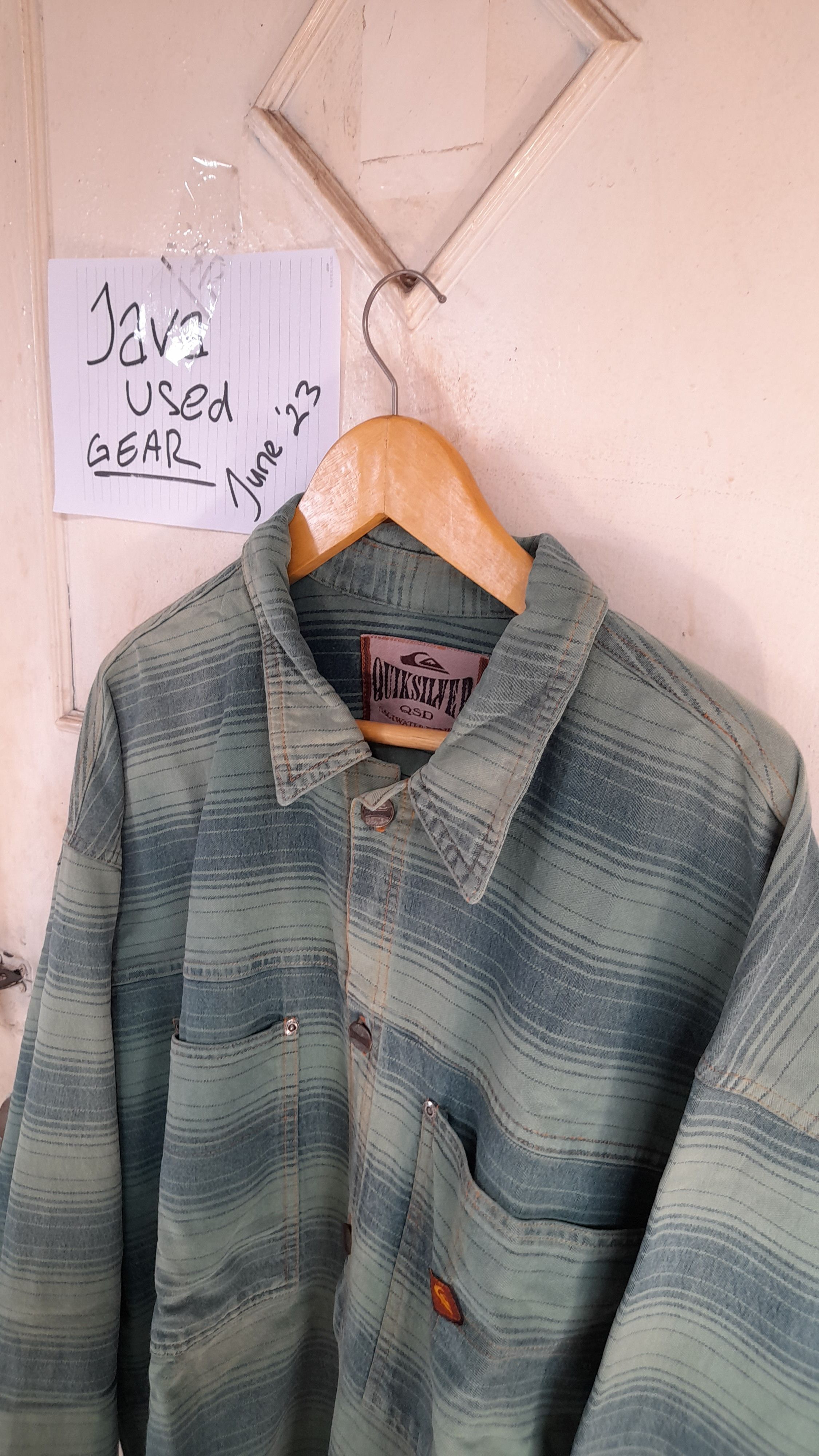 Quiksilver Vintage Quiksilver Saltwater Denim Buttons Up Size US XL / EU 56 / 4 - 12 Thumbnail