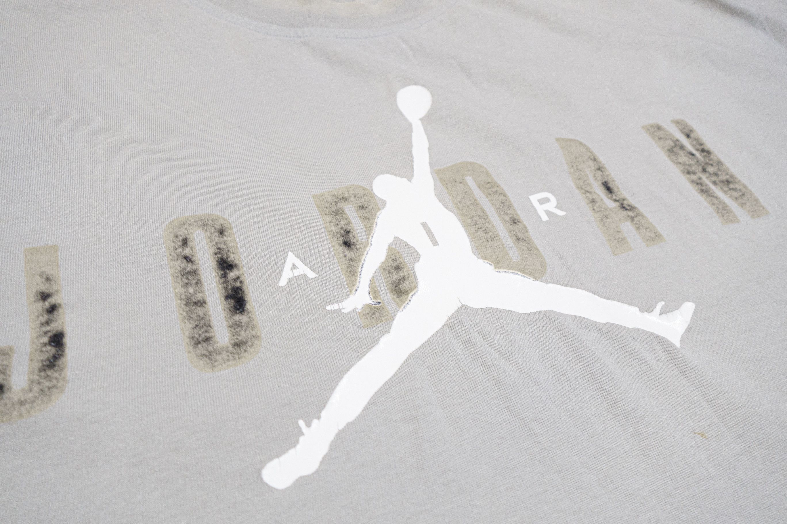 Jordan Brand 90S Big Logo Jumpman T-Shirt Size US XL / EU 56 / 4 - 4 Thumbnail
