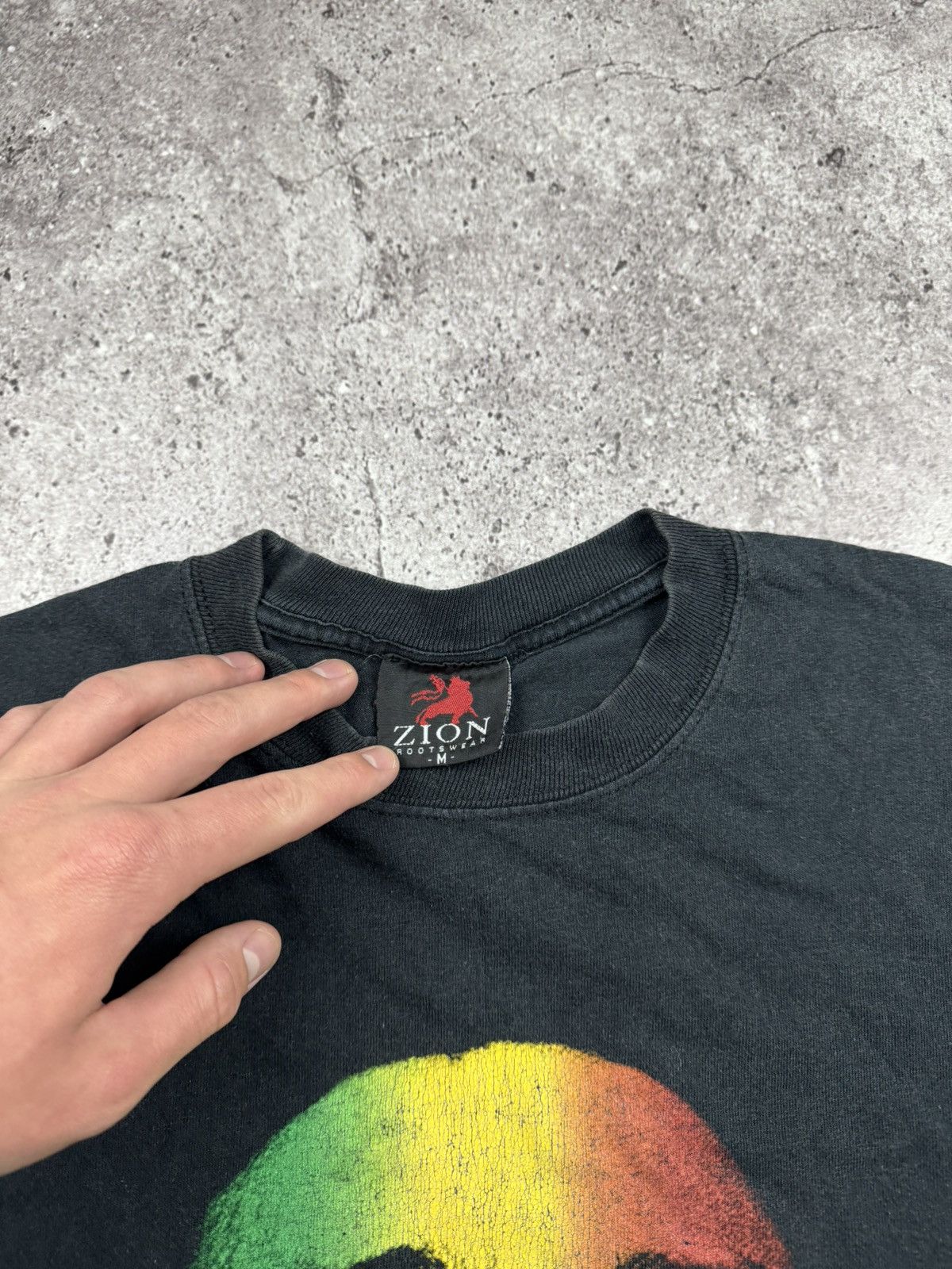 Bob Marley VINTAGE BOB MARLEY 1999 RASTA BLACK SHIRT Y2K MADE IN USA Size US M / EU 48-50 / 2 - 4 Thumbnail
