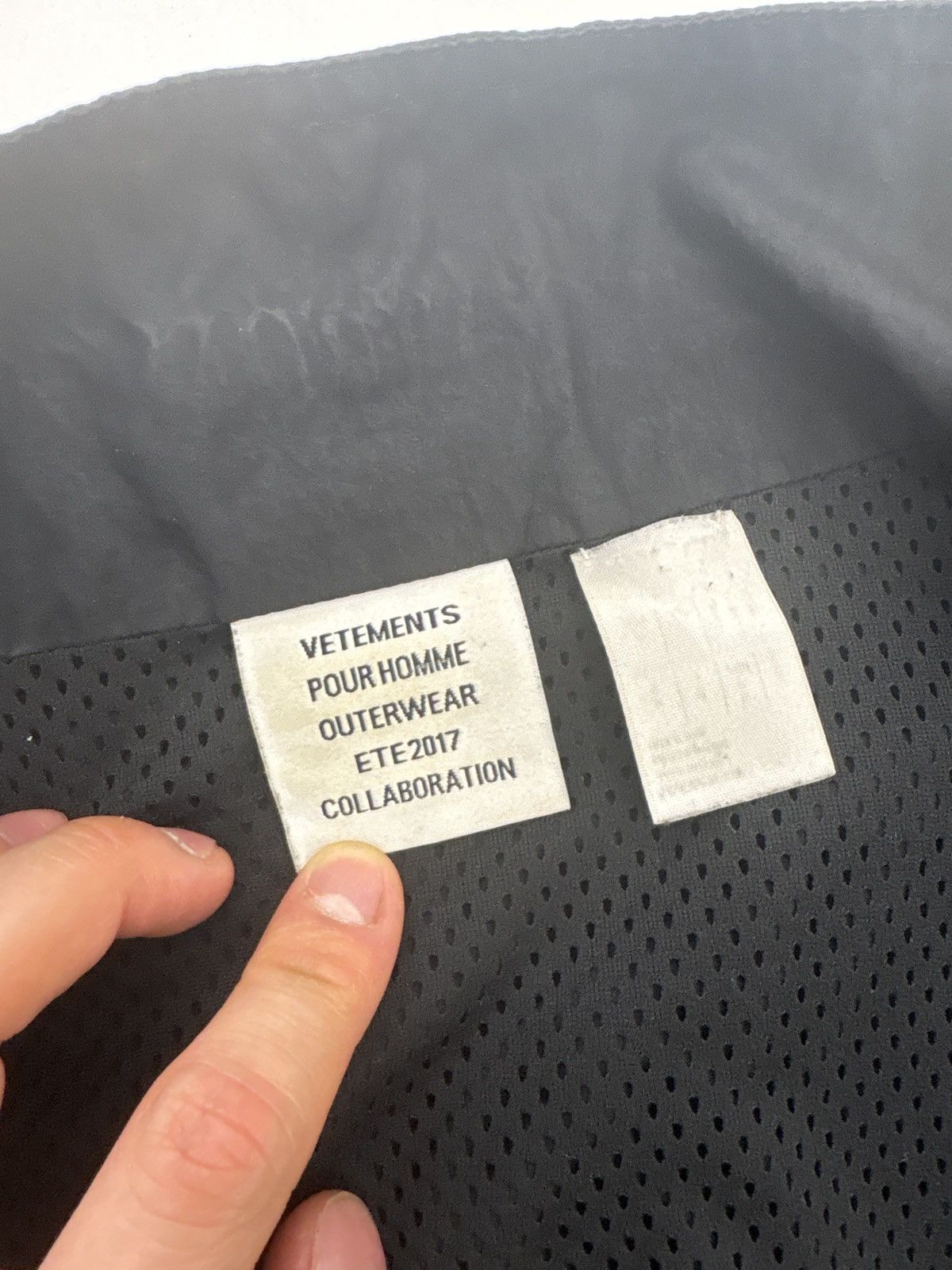 Vetements Vetment X Reebok bomber jacket Size US M / EU 48-50 / 2 - 6 Thumbnail