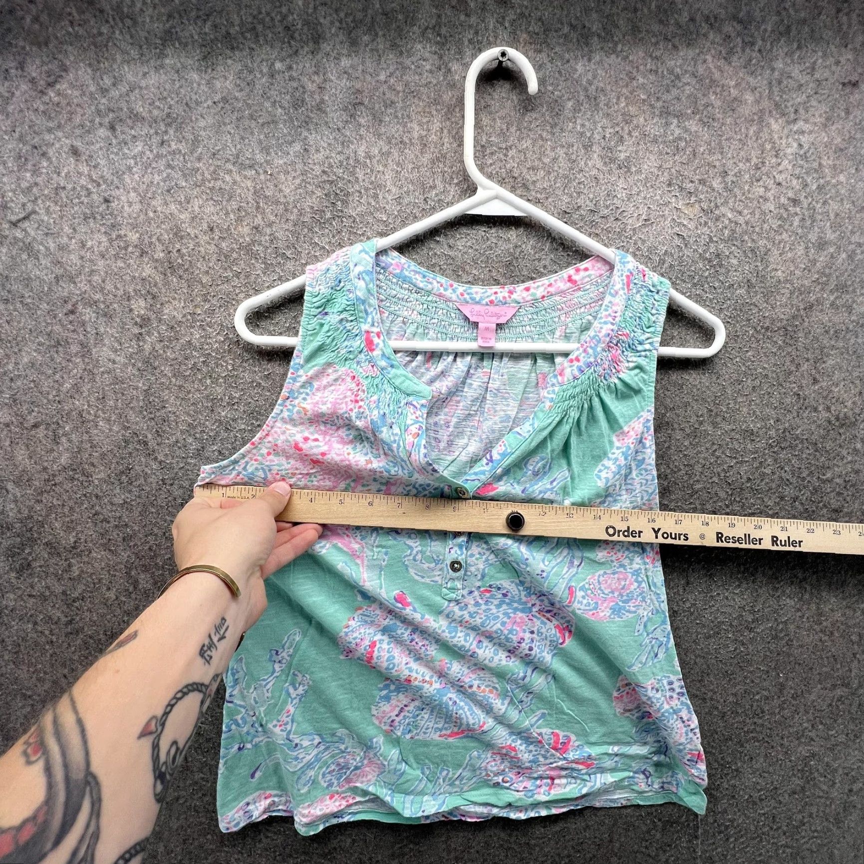 Lilly Pulitzer Lilly Pulitzer Tank Top Womens M Green Tropical Henley Sleeveless Cotton Size M / US 6-8 / IT 42-44 - 3 Thumbnail