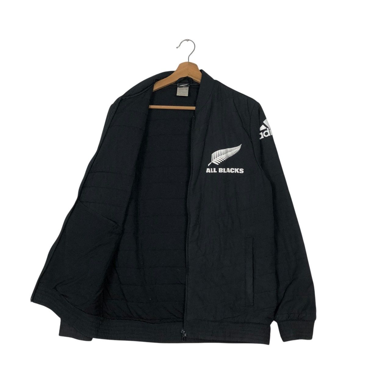 Adidas 🔥VINTAGE BOMBER JACKET ADIDAS ALL BLACK BIG LOGO Size US L / EU 52-54 / 3 - 13 Thumbnail