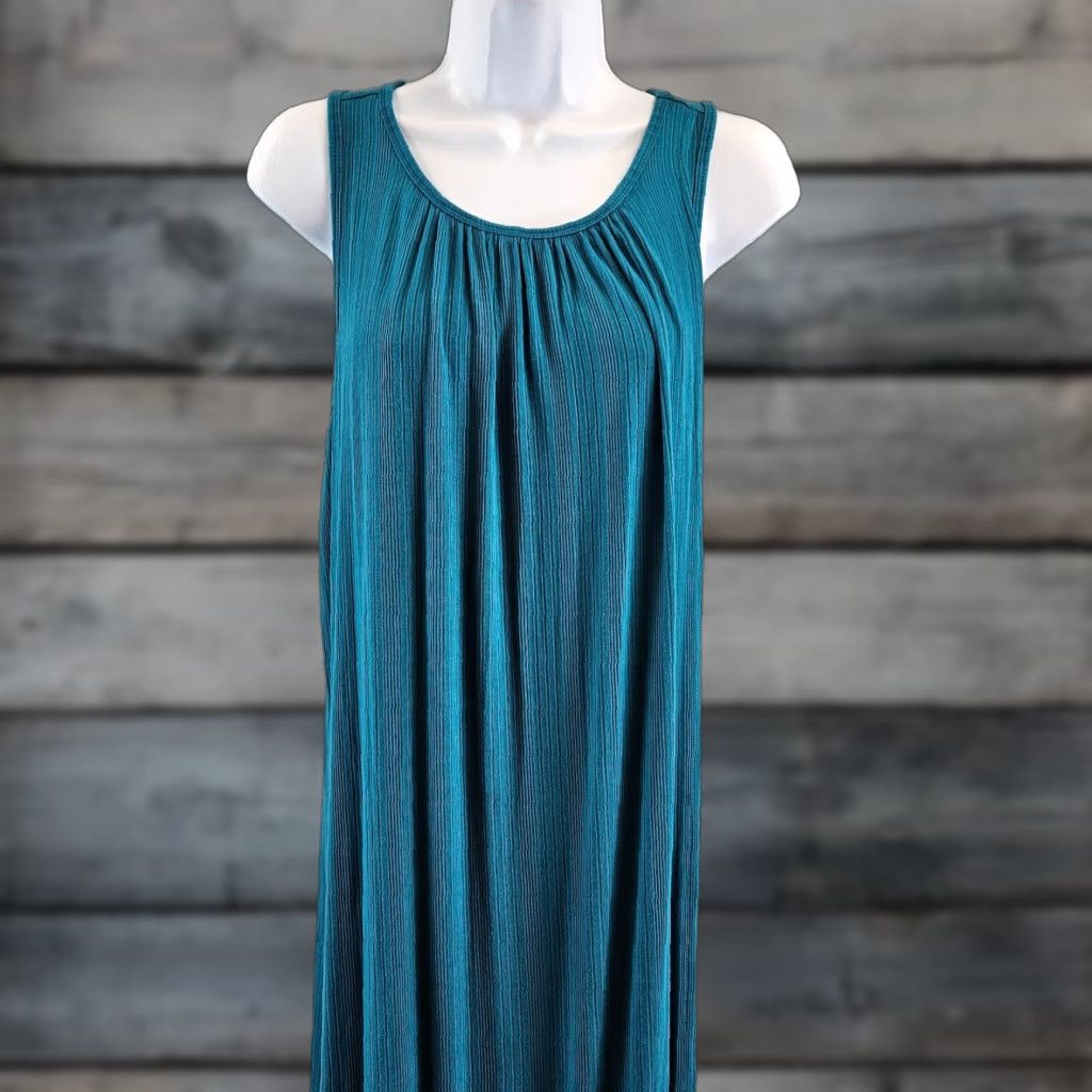 Old Navy Old Navy Maternity Tank Dress Sz Medium Blue Sleeveless Rayon Blend Midi Dress Women’s Maternity Tank Dress Size M / US 6-8 / IT 42-44 - 1 Thumbnail