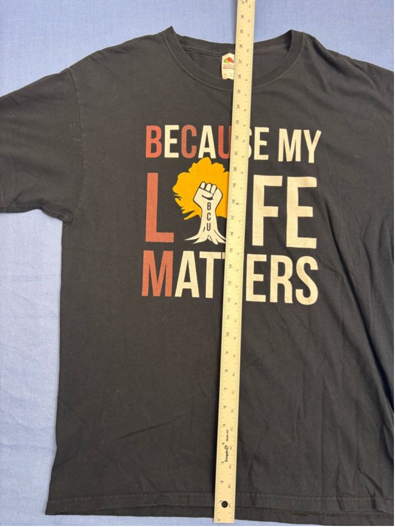 Fruit Of The Loom Men's Fruit of the Loom Black Lives Matter Tshirt L Black Size US L / EU 52-54 / 3 - 4 Thumbnail