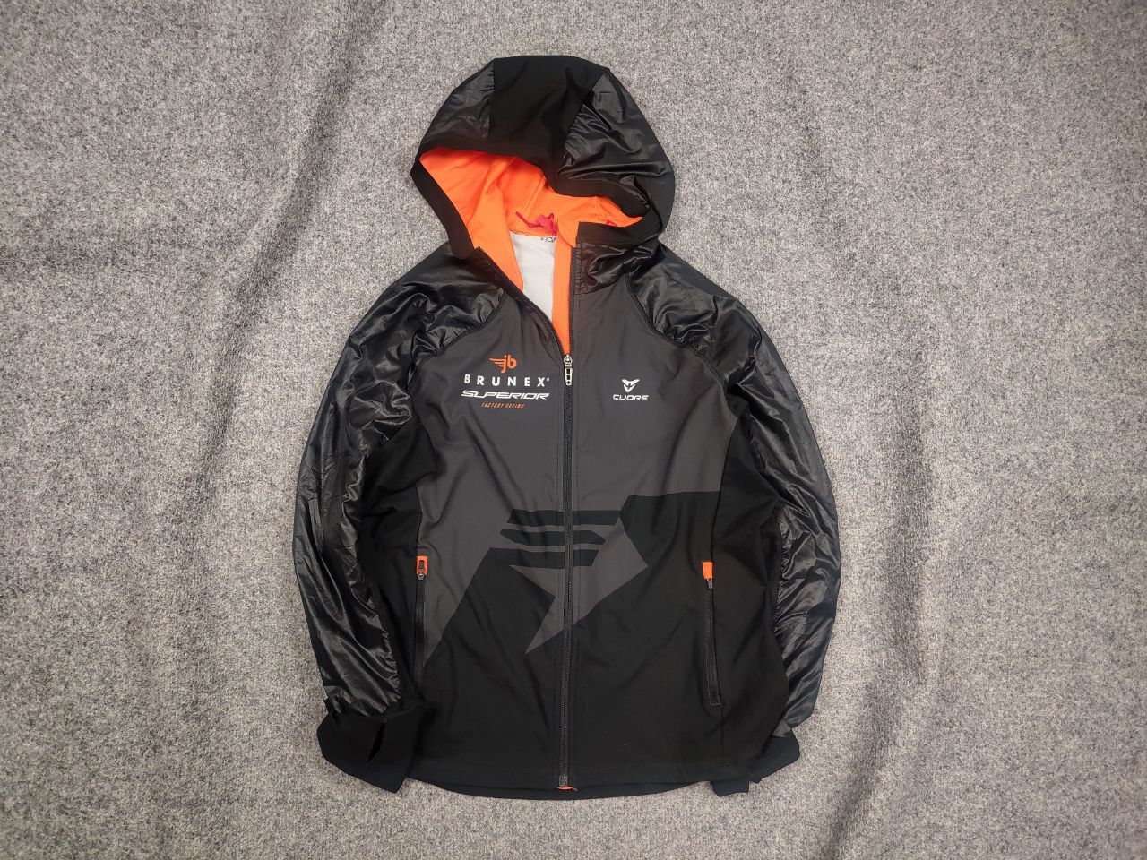 Rapha Cuore Cycling Rain Tail Black Hooded Women’s Jacket racing Size XL / US 12-14 / IT 48-50 - 1 Thumbnail