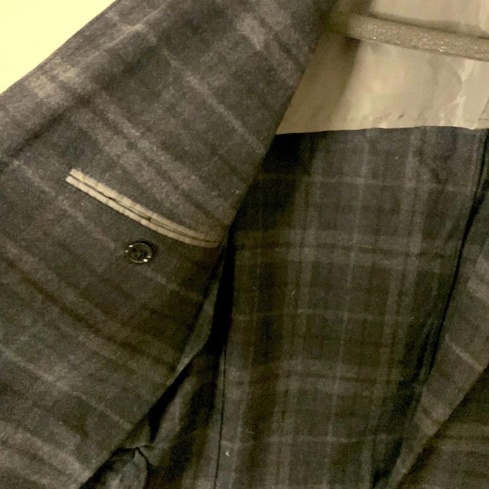Hugo Boss BOSS - Slim Fit Heavy Check Sportcoat -38R (tailored) -Wool Size 38R - 8 Thumbnail