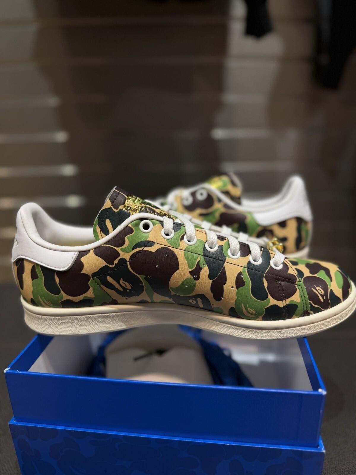 Adidas adidas BAPE x Stan Smith 30th Anniversary Size 9.5 Men’s New Size US 9.5 / EU 42-43 - 3 Thumbnail