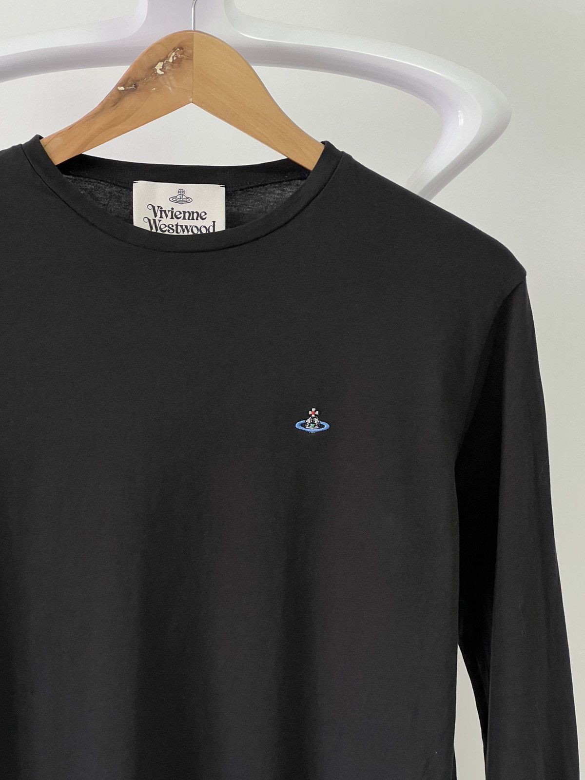Vivienne Westwood Mens Vivienne Westwood Longsleeve T-shirt basic logo luxury Size US M / EU 48-50 / 2 - 3 Thumbnail