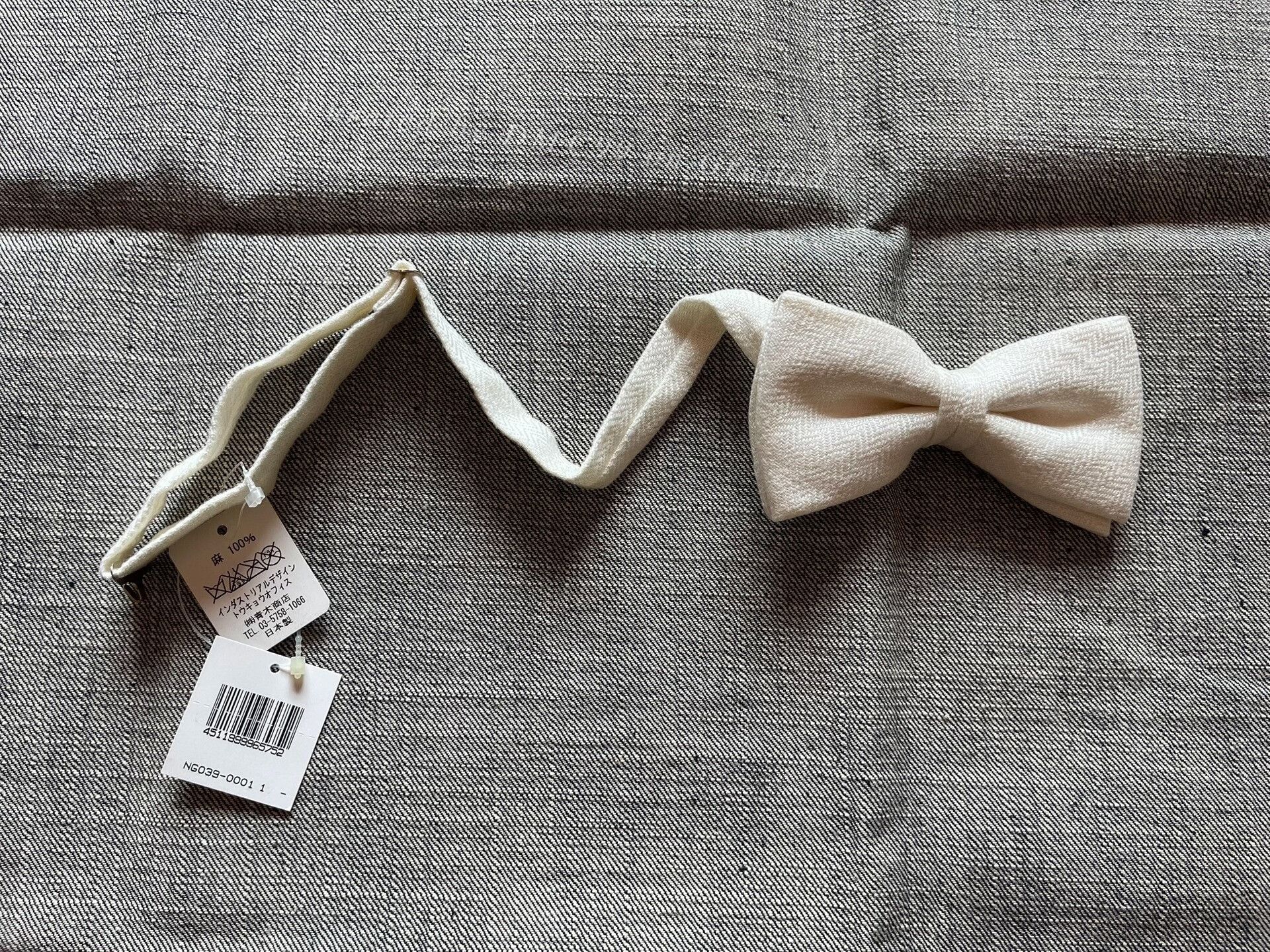 Other Pure White Linen Bow Tie Size ONE SIZE - 1 Thumbnail