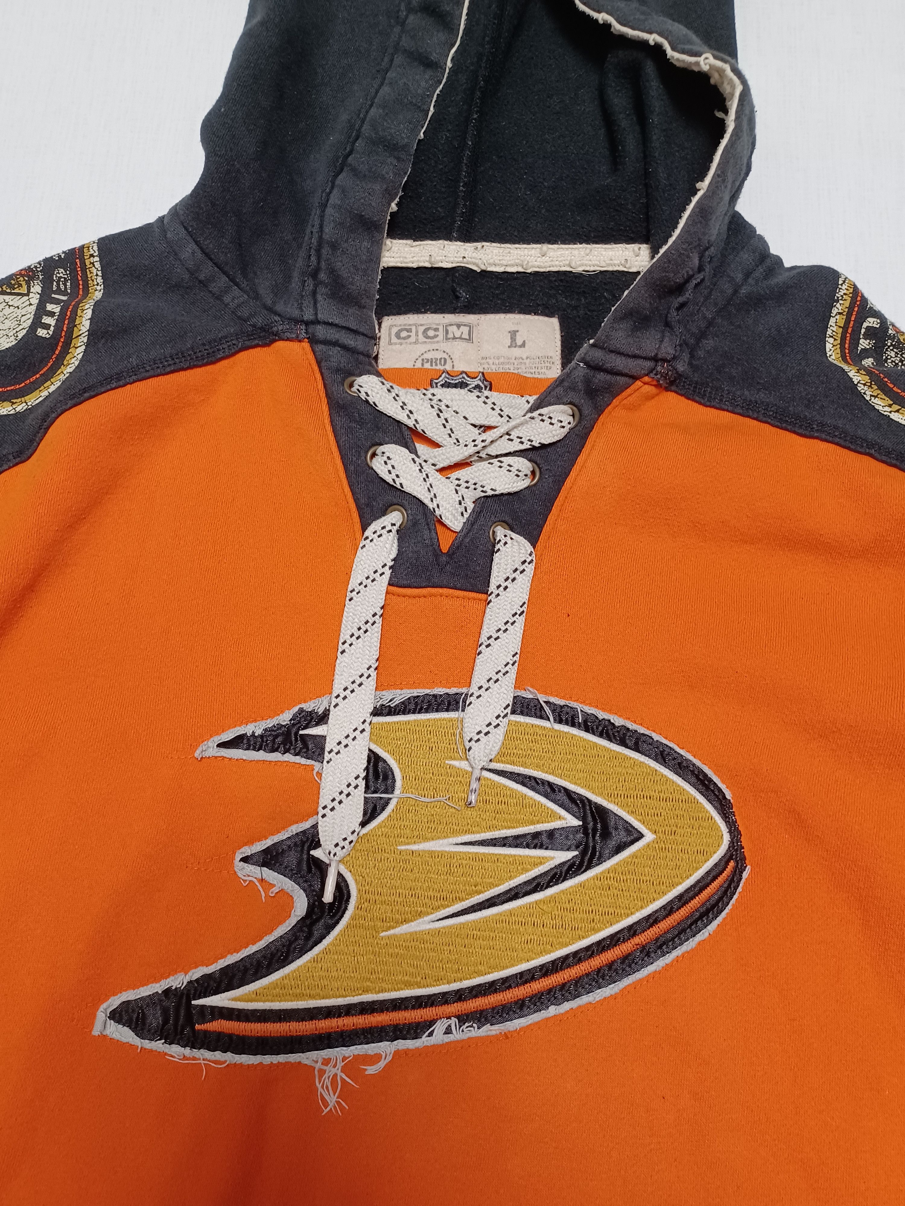 Ccm Anaheim Ducks NHL vintage jersey hoodie hockey Size US L / EU 52-54 / 3 - 3 Thumbnail