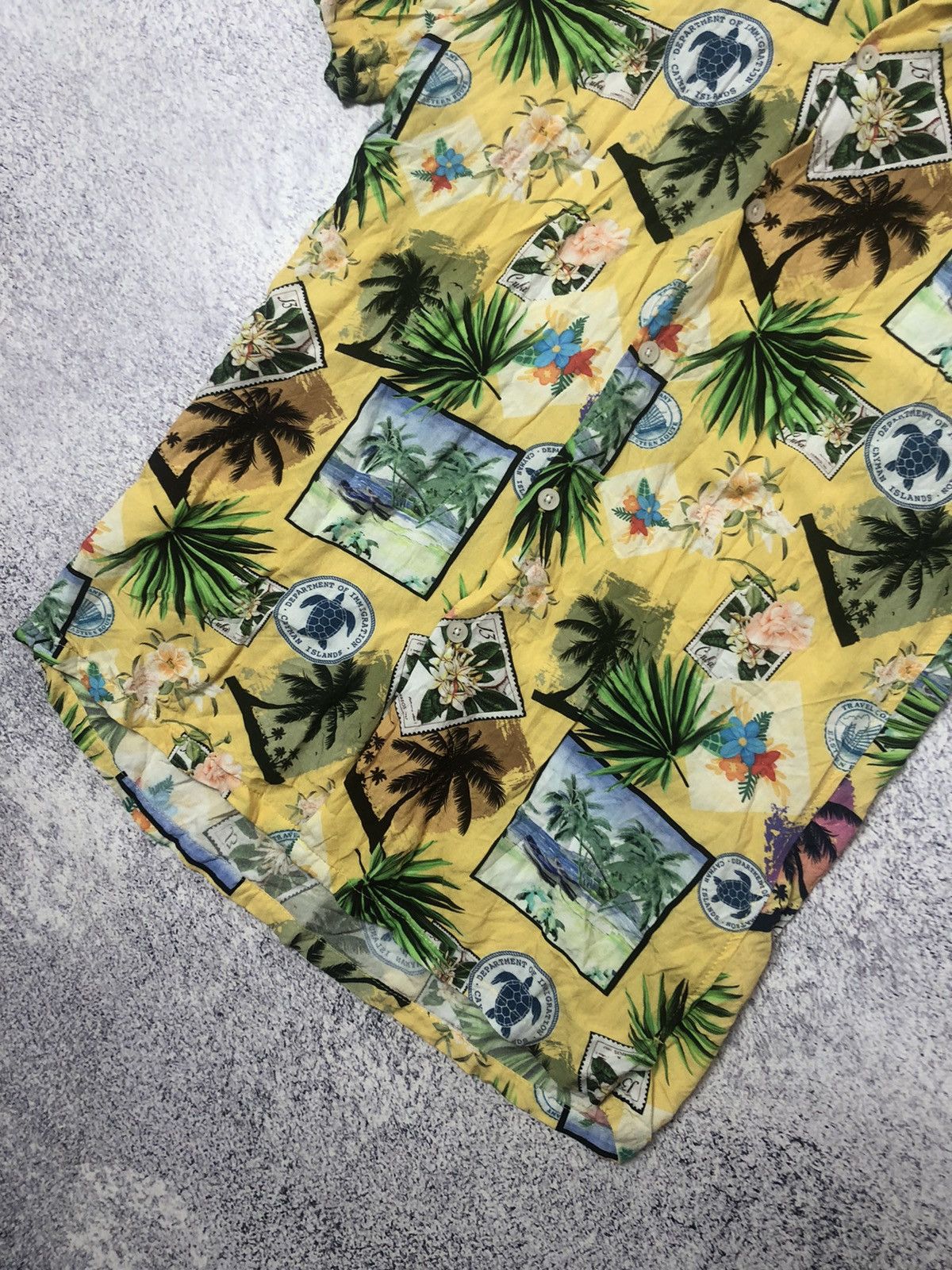Vintage Crazy Hawaiin vintage men’s size Xc y2k rare usa drill ykk Size US XS / EU 42 / 0 - 2 Thumbnail