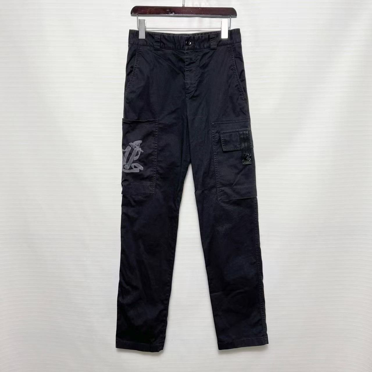 Louis Vuitton Louis Vuitton FW23 Men's Black Cargo Pants Size US 28 / EU 44 - 1 Thumbnail