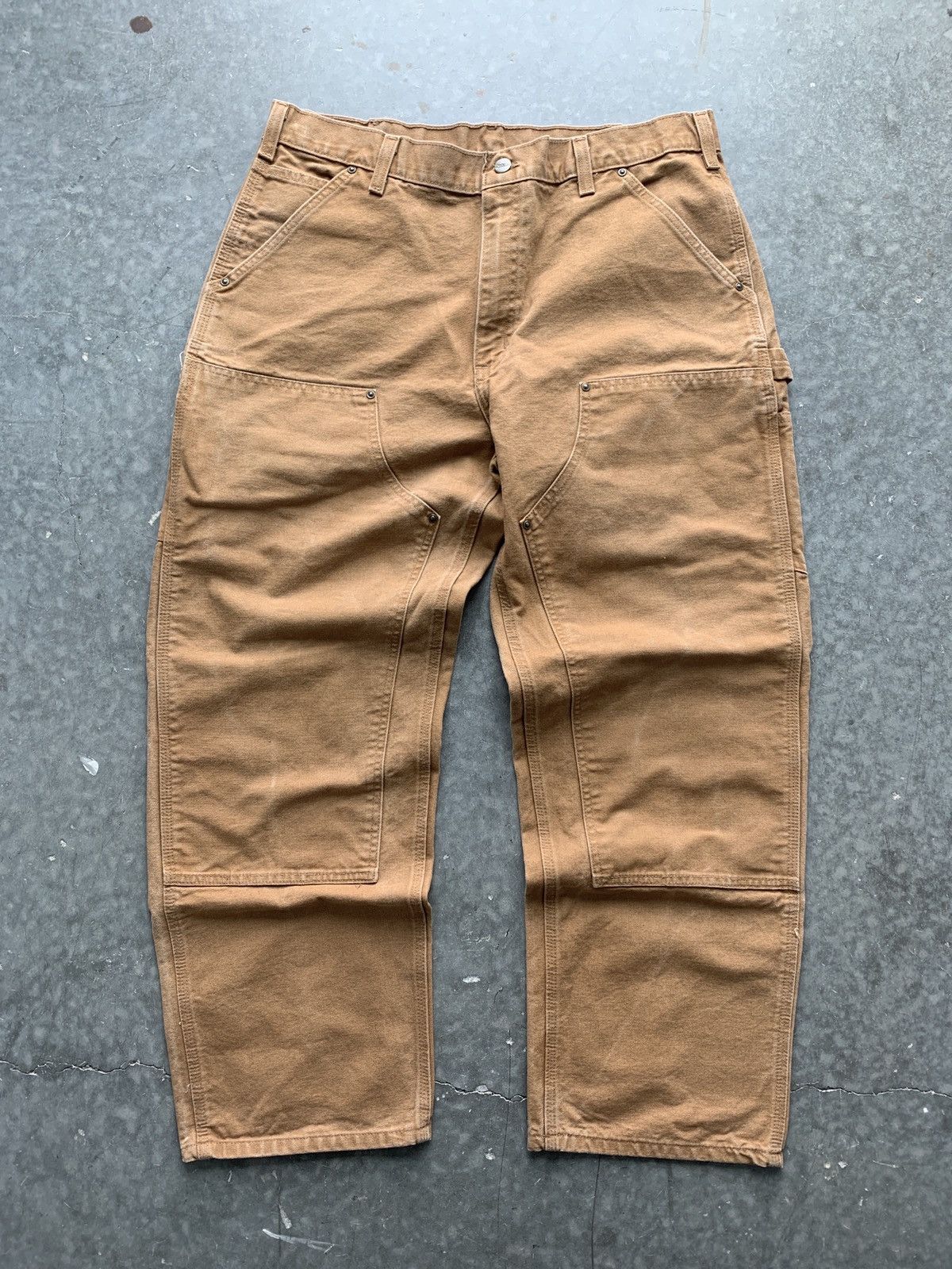 image of Crazy Vintage Y2K Carhartt Double Knee Carpenter Pants Baggy in Tan, Men's (Size 36)