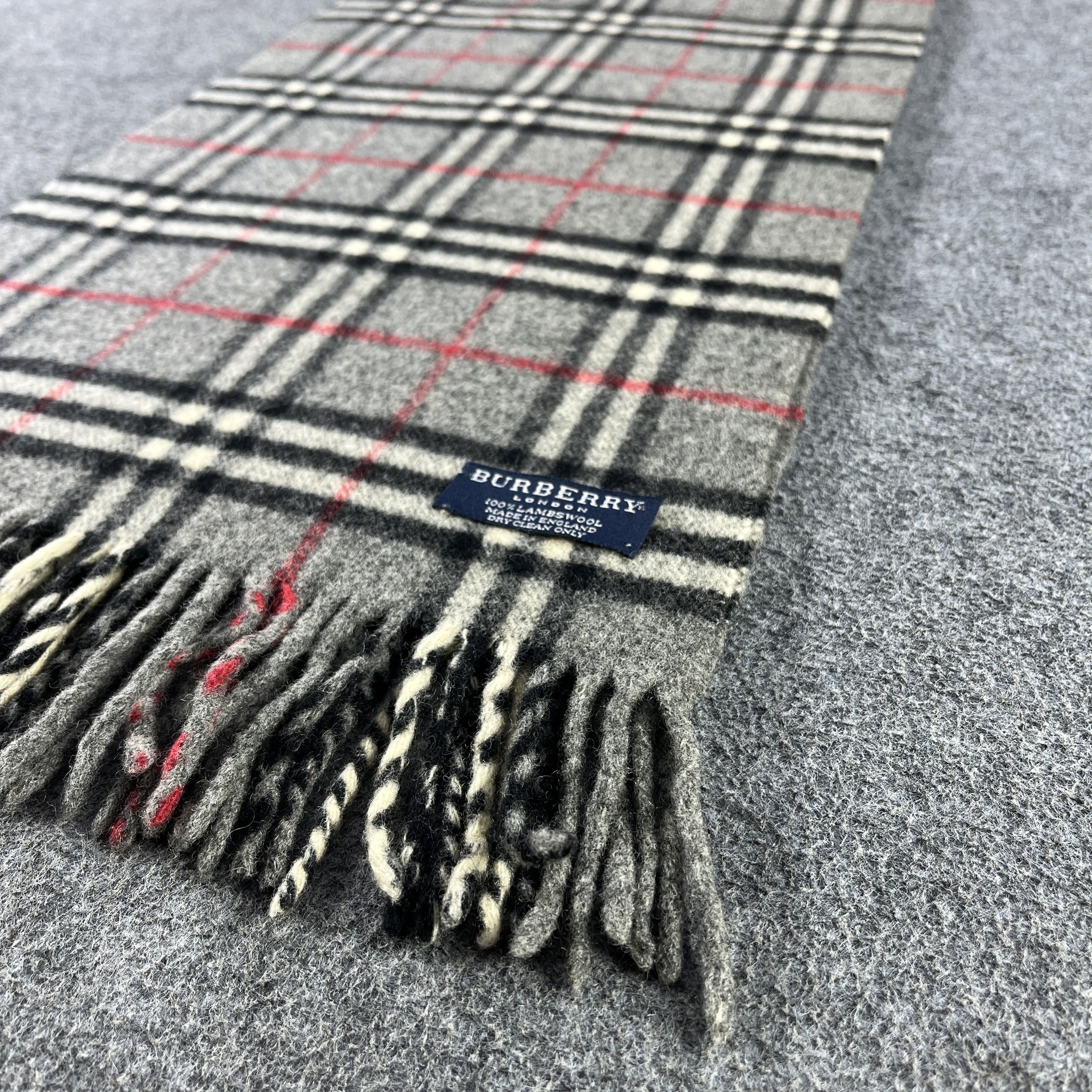 Burberry Burberry Scarf / Muffler / Neckwear T1403 Size ONE SIZE - 7 Thumbnail