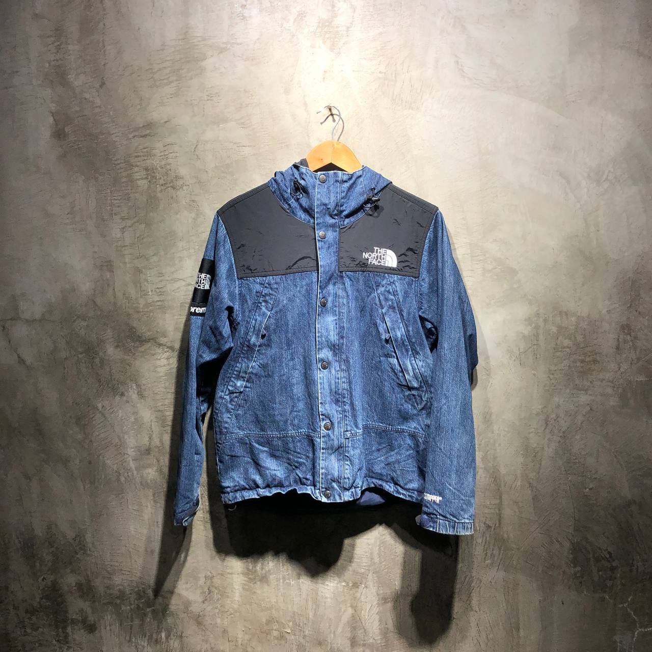 Supreme The North Face Denim Dot Shot Jacket | Grailed