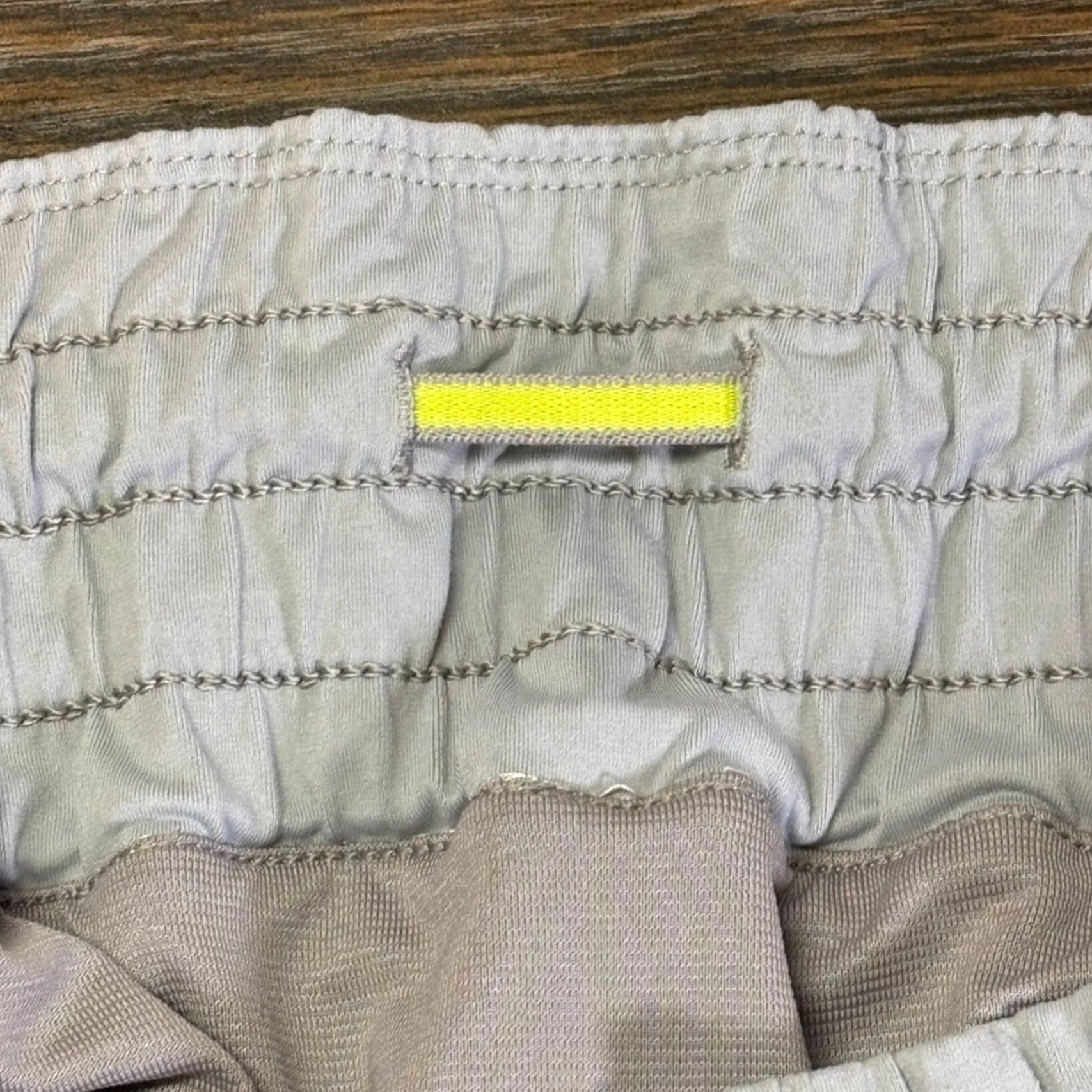 Lululemon Lululemon Tracker Shorts Gray Stripe Reflective Logo Size 6-8 Run Swift Womens 6 Gray Size 28" / US 6 / IT 42 - 2 Thumbnail