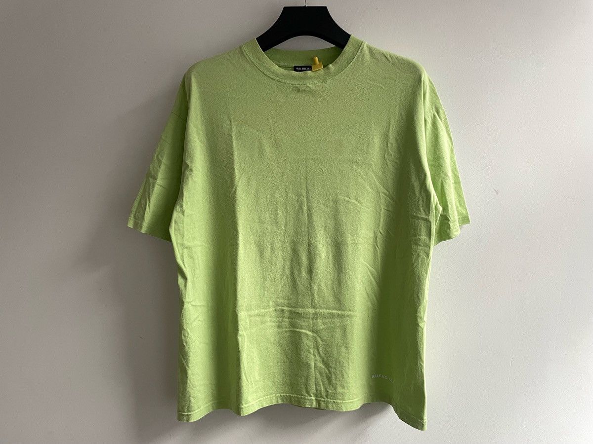Balenciaga Balenciaga Small Logo Tee Size US M / EU 48-50 / 2 - 5 Thumbnail