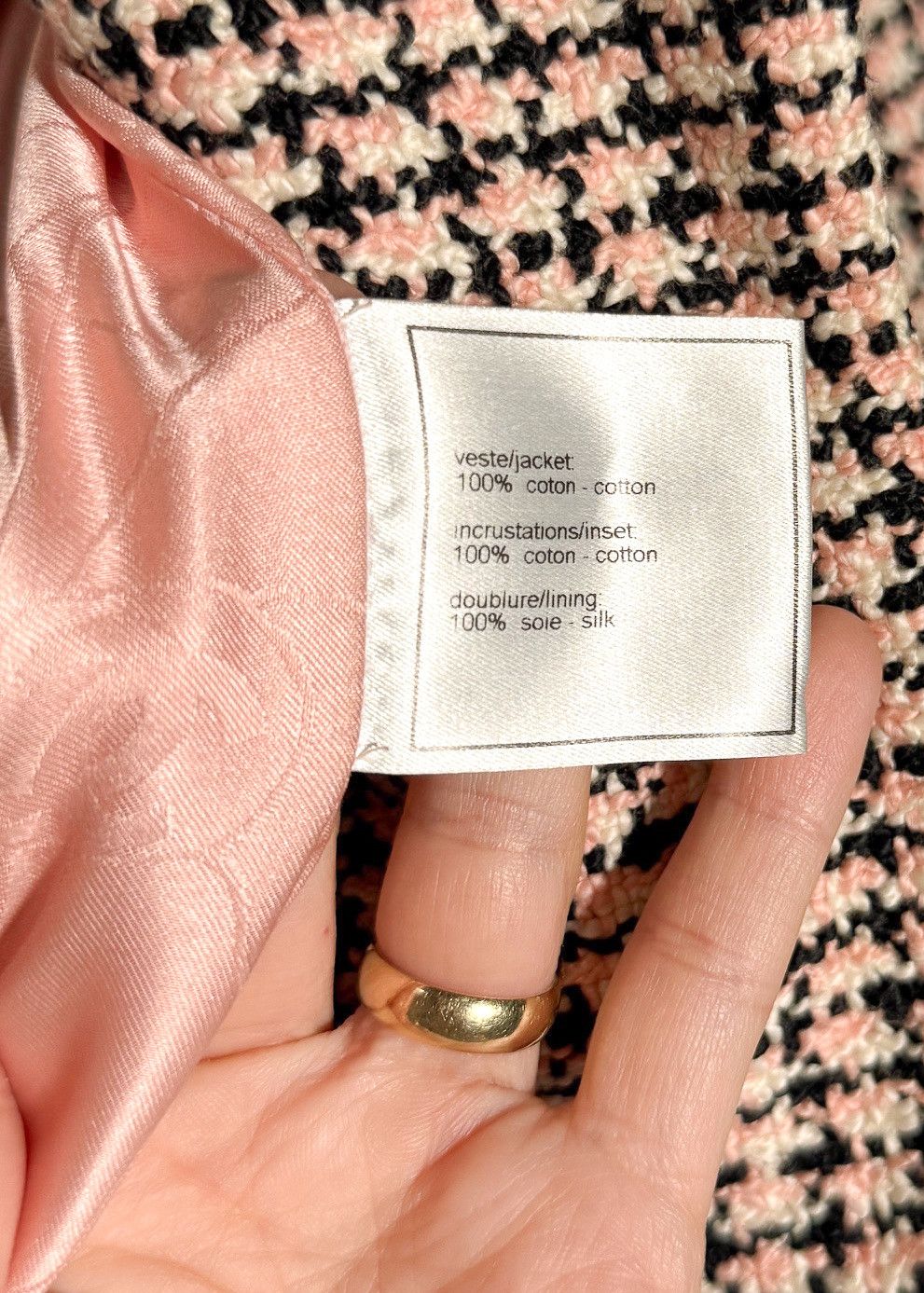 Chanel Chanel Vintage SS02 Black Pink Tweed Floral Accent Jacket Size S / US 4 / IT 40 - 14 Thumbnail