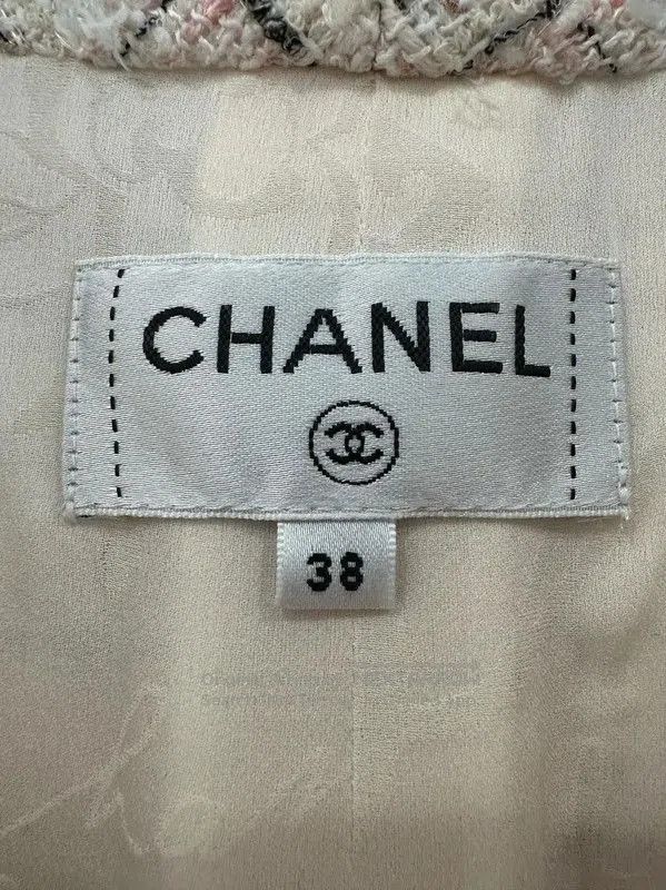 Chanel Chanel Tweed Long Sleeve Dress in White . Size M / US 6-8 / IT 42-44 - 5 Thumbnail