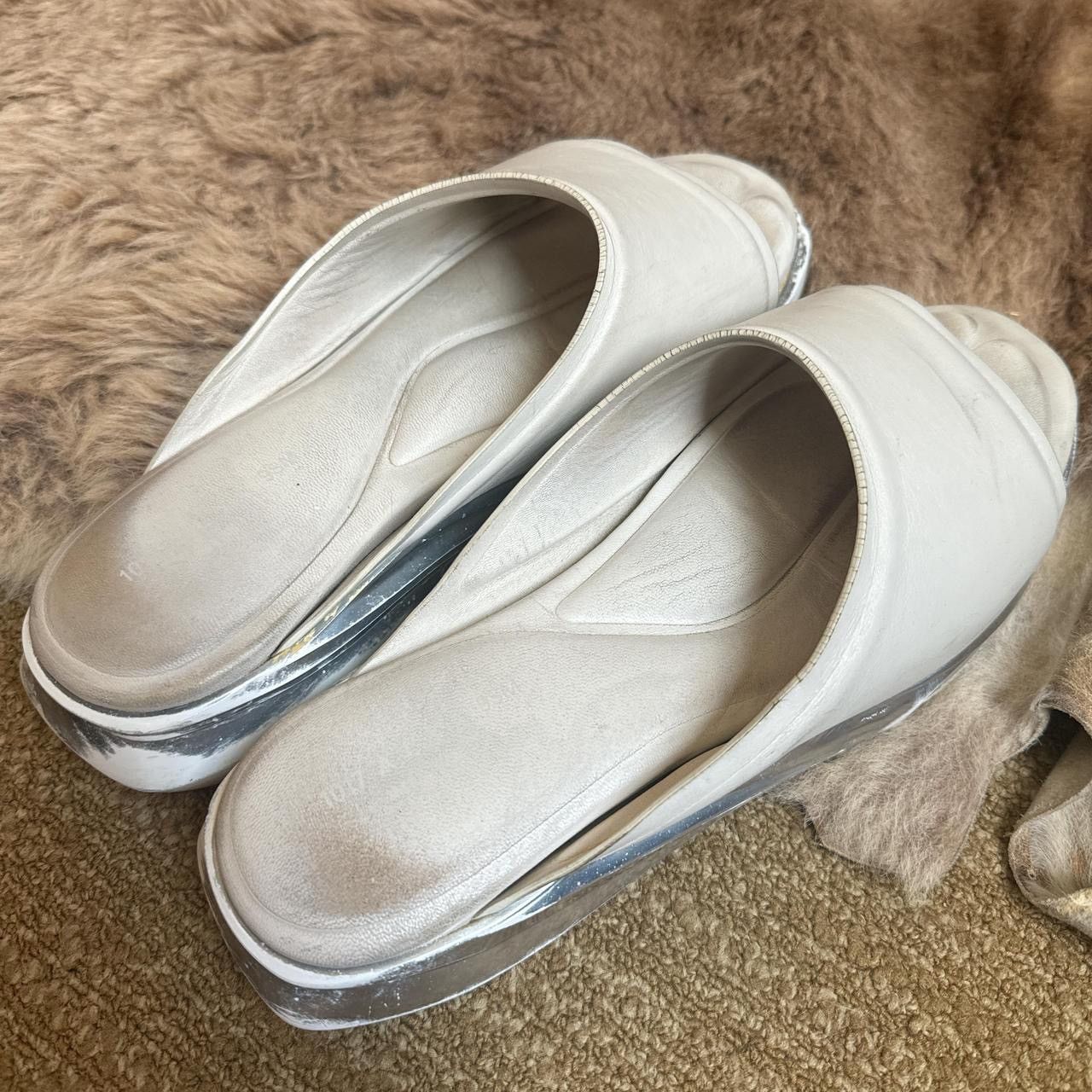 1017 ALYX 9SM 1017 ALYX 9SM SLIDES Size US 9.5 / EU 42-43 - 2 Thumbnail