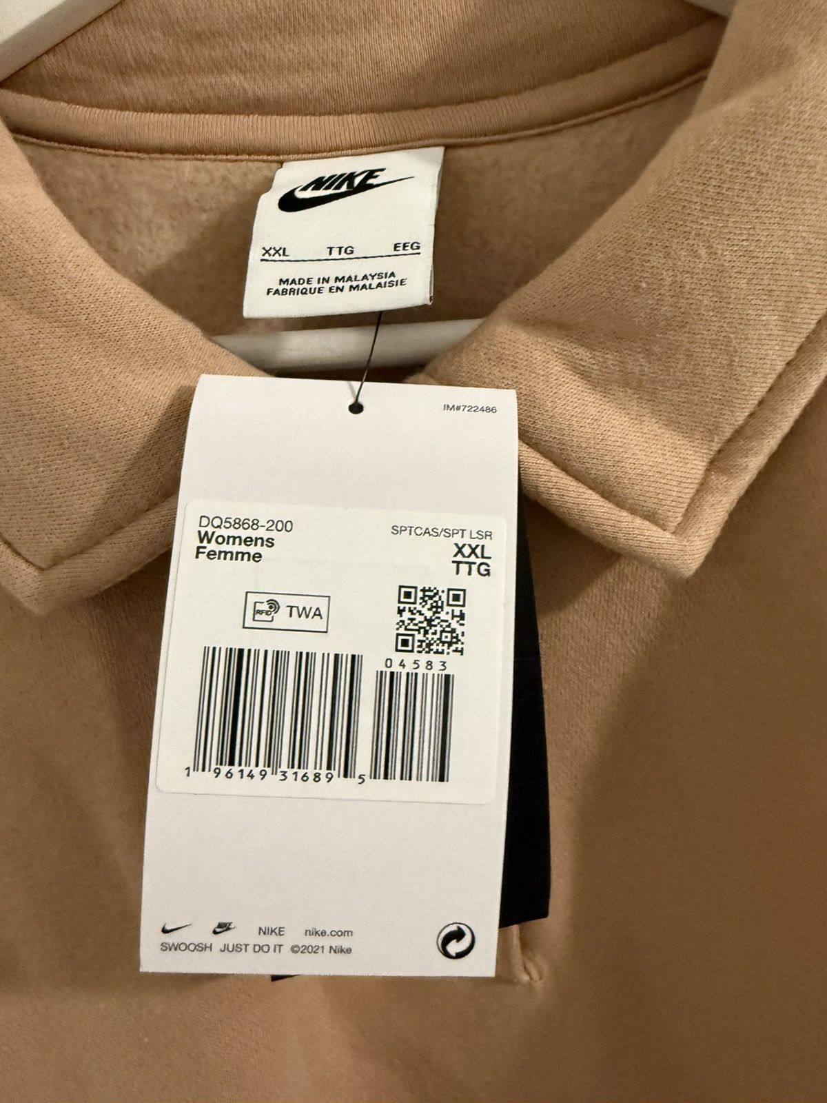 Nike Brand New Nike Swoosh Cropped Polo Sweatshirt Size XXL Size XXL / US 16-18 / IT 52-54 - 6 Thumbnail